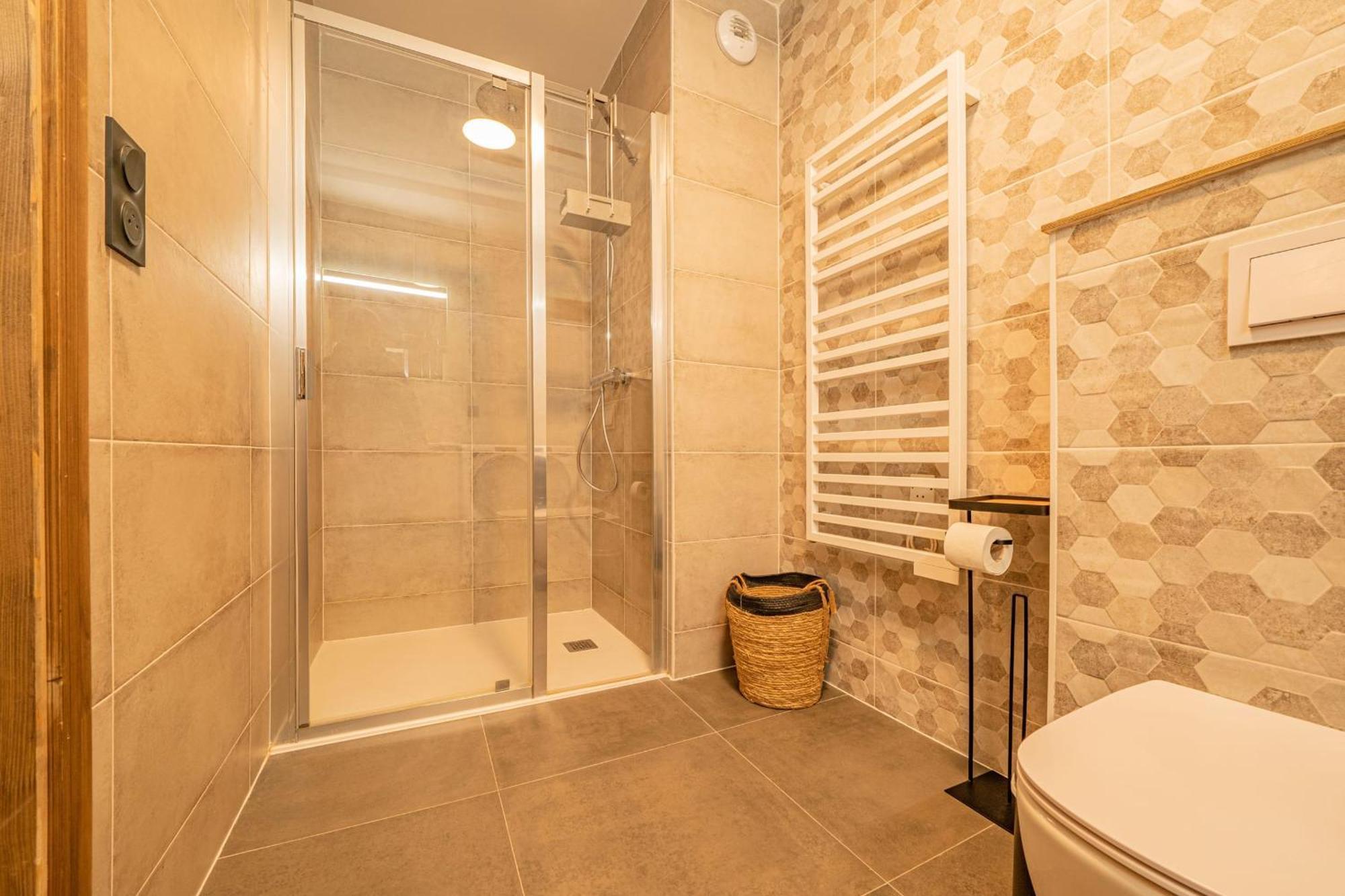Perle Blanche - Brand New 2 Bedroom Perfectly Located