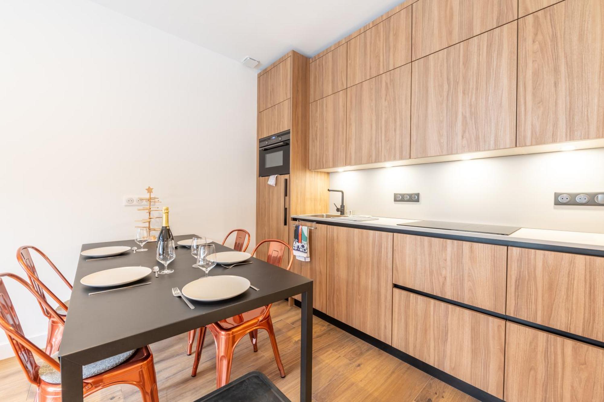 Sweet Brevent - Happy Apartment