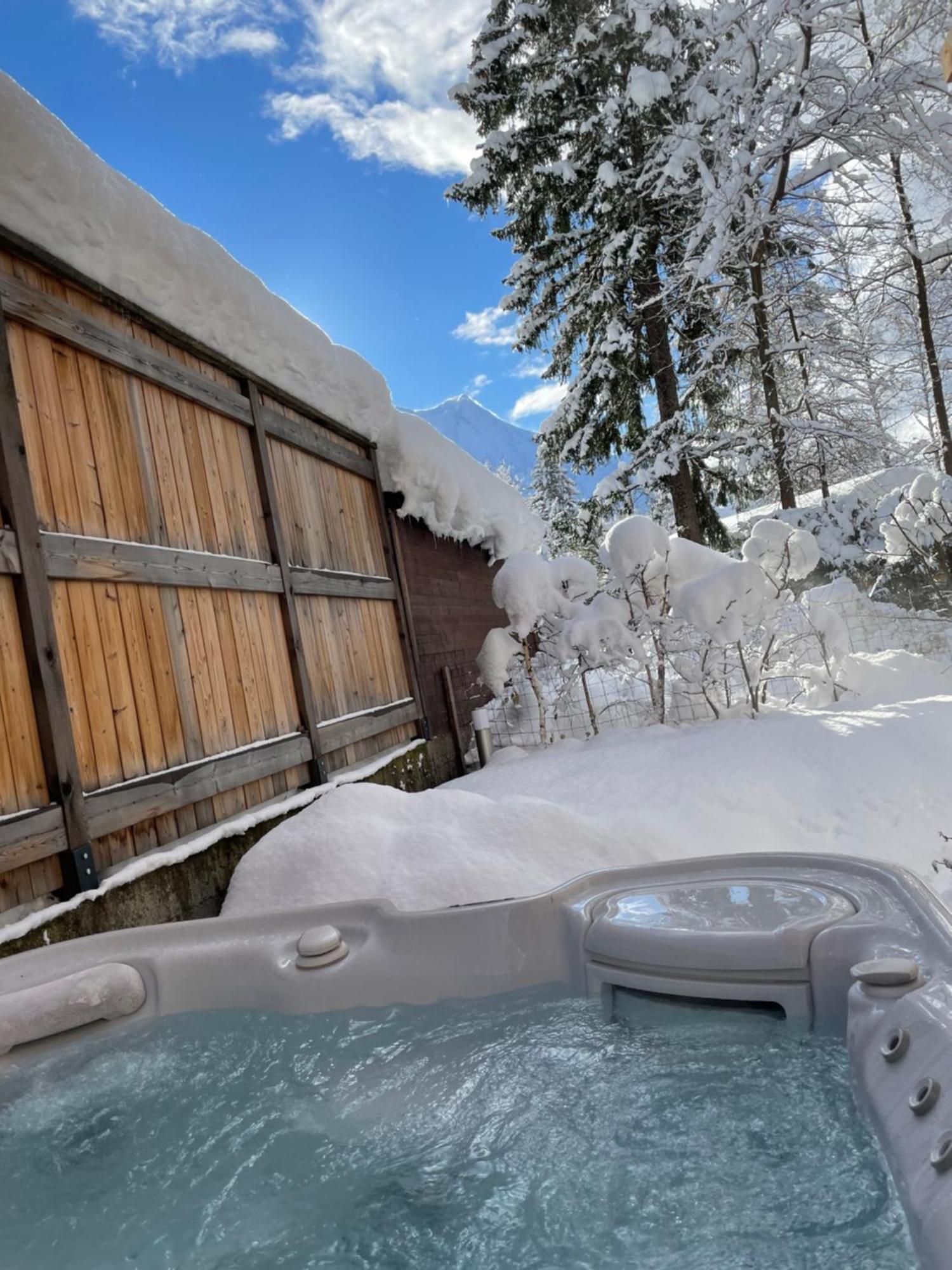 Polar Chalet
