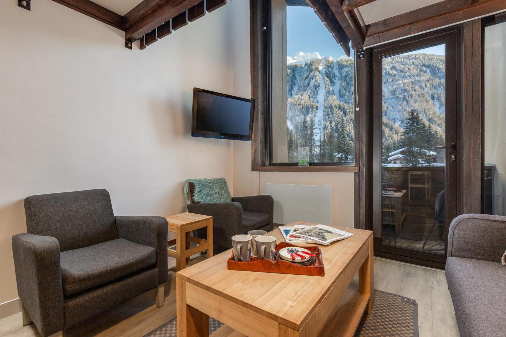 Residence Grand Roc - Campanules 114 - Happy Rentals Apartment Chamonix
