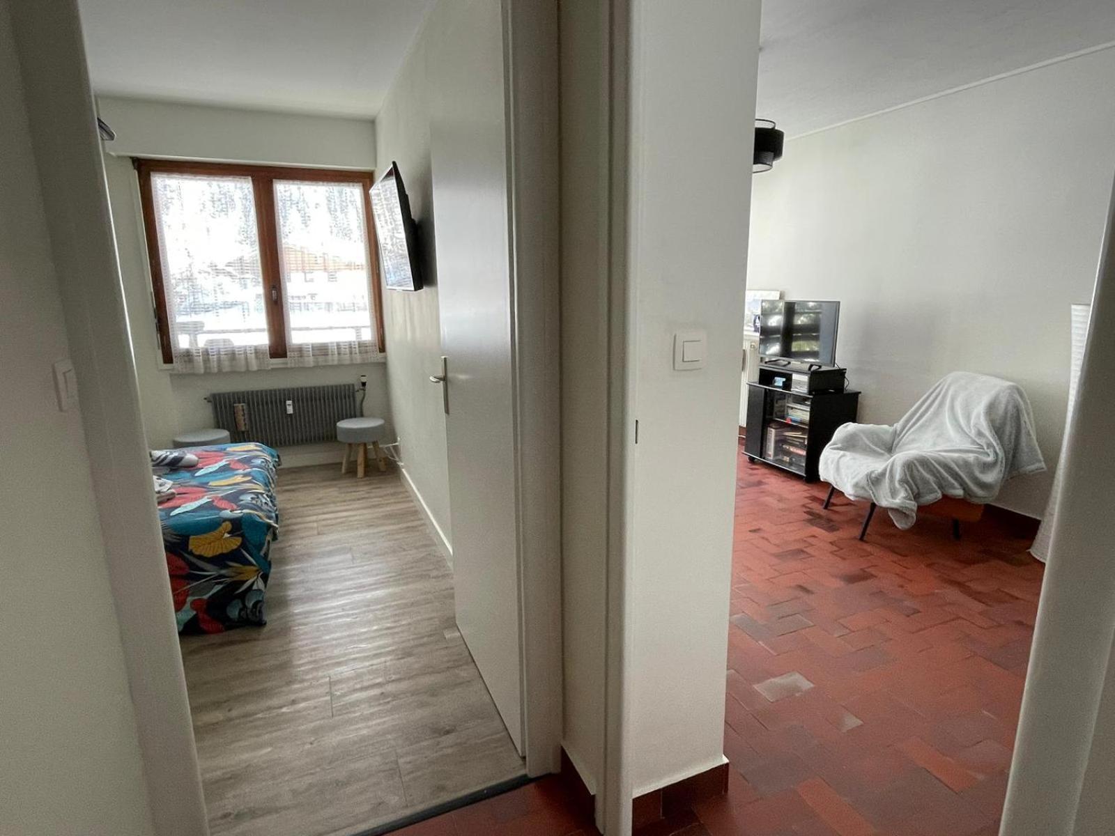 Apartment Bois Du Bouchet, Vue Montagne, Calme, Parking Gratuit, Proche Centre