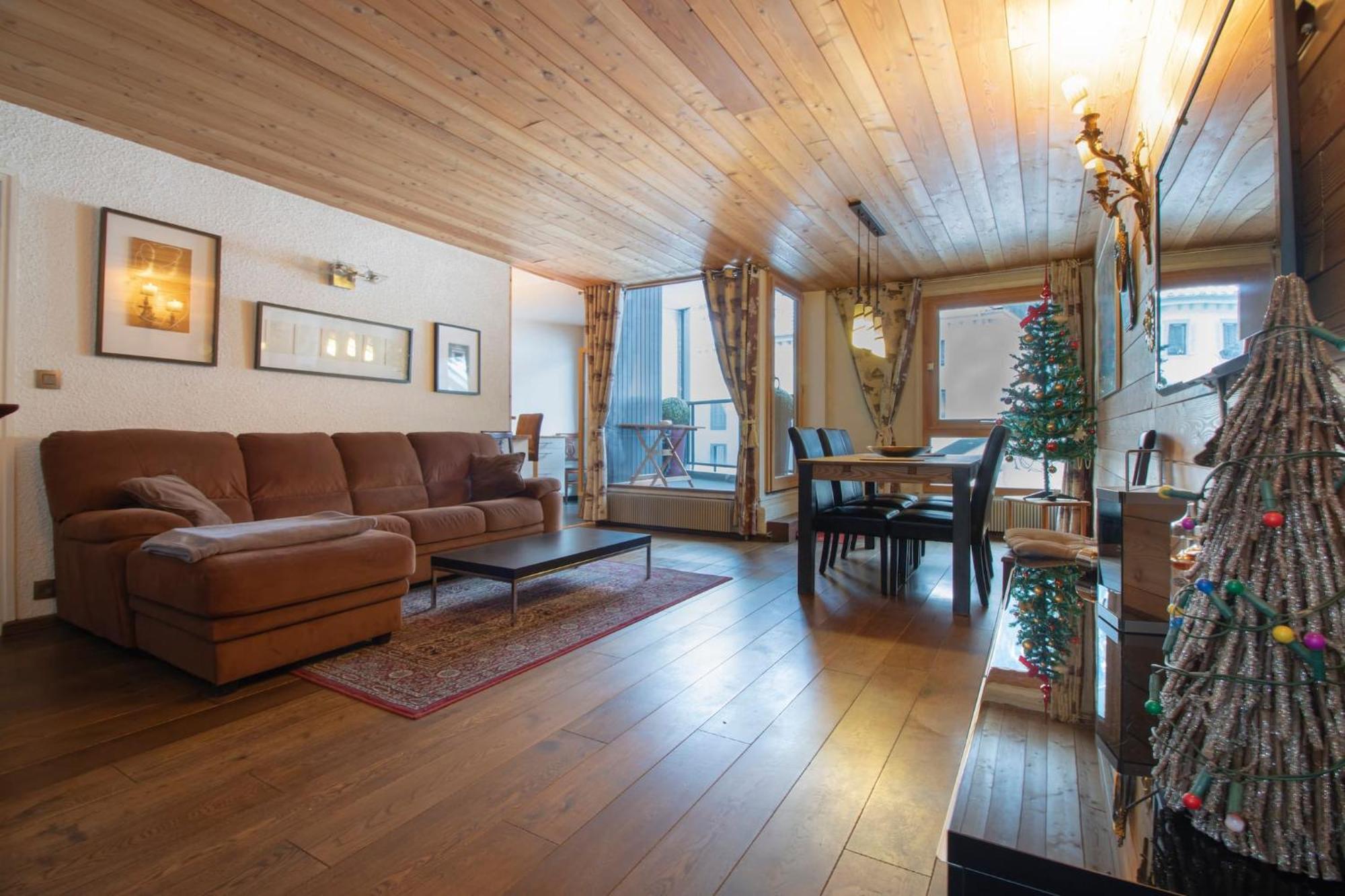 L'outa - Center Of - Mont-blanc View Apartment