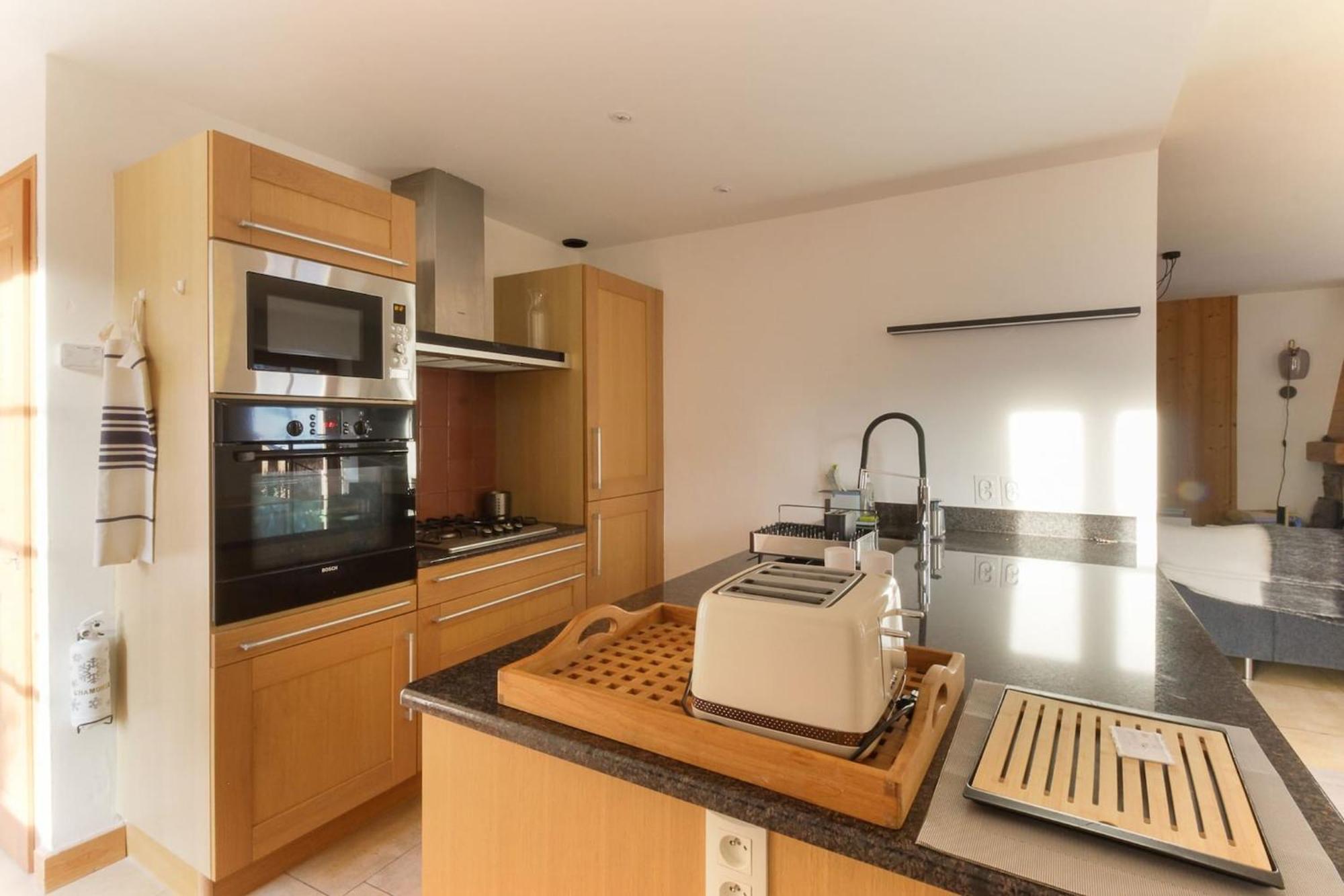 Appartement Les Alpins - Centre De - Renove Avec Jardin Et Vue Imprenable Sur Le Montblanc Chamonix