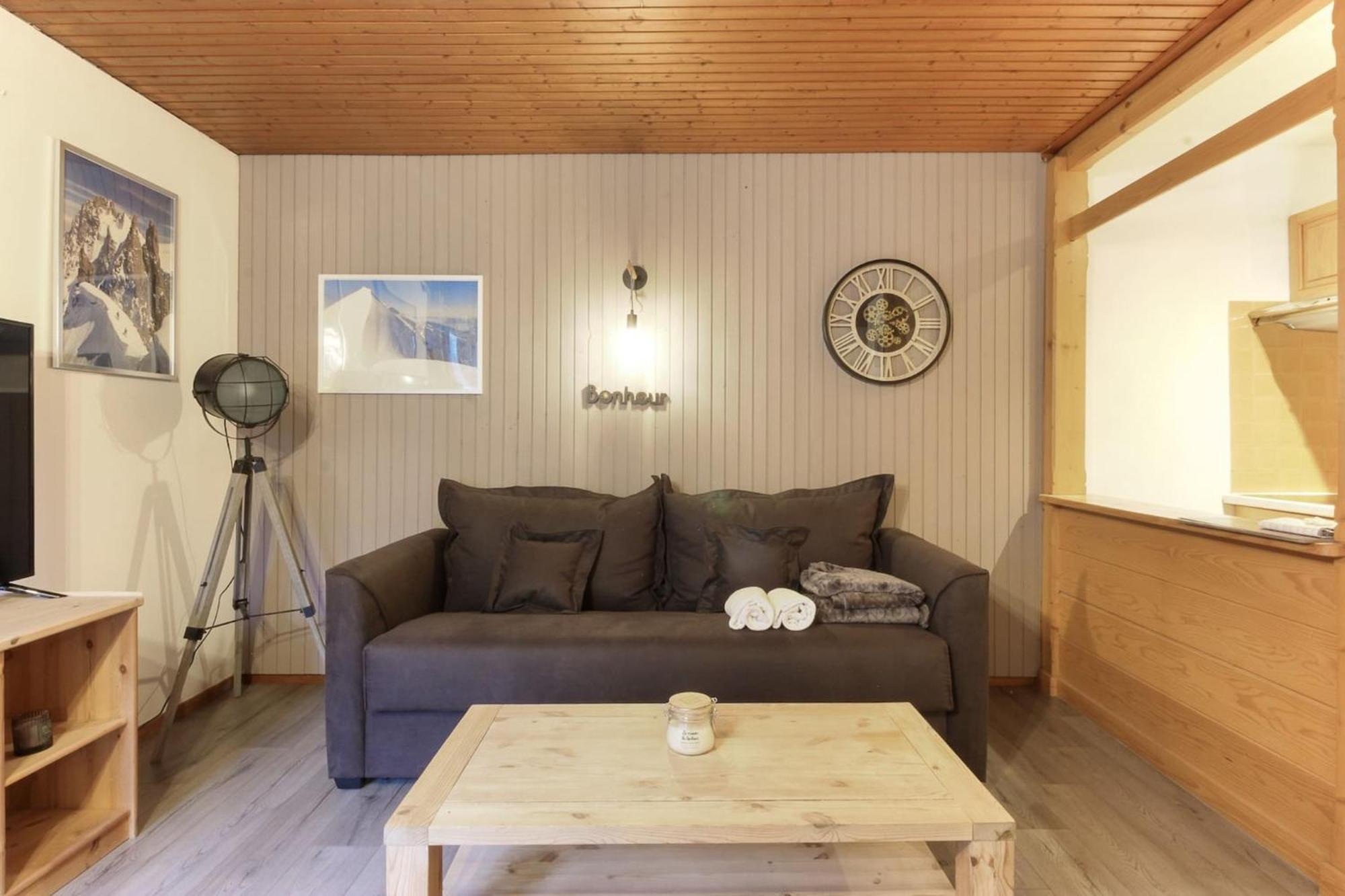 L'aiguille - Center Of - View Mont-blanc Apartment