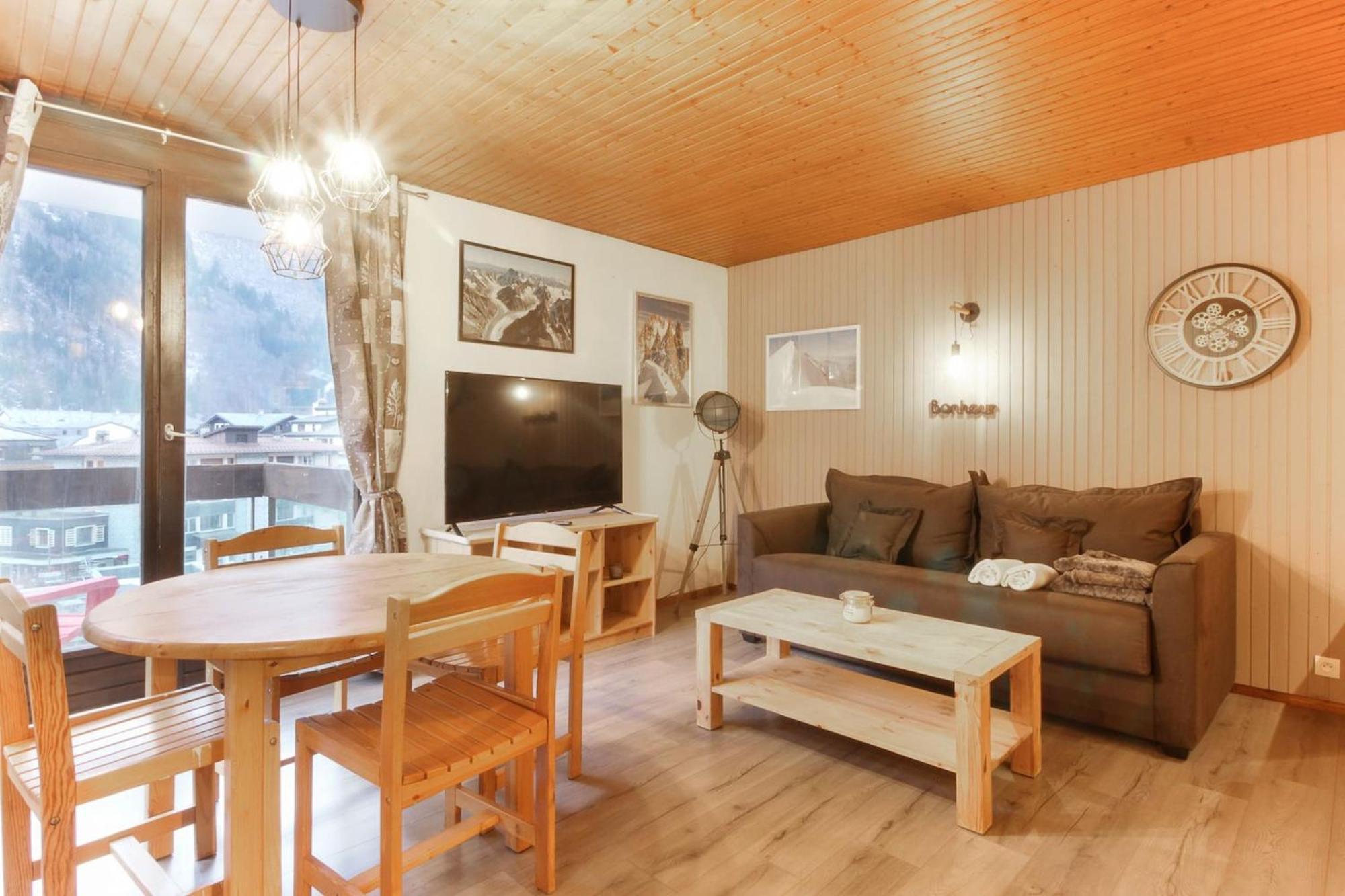 Apartment L'aiguille - Center Of - View Mont-blanc