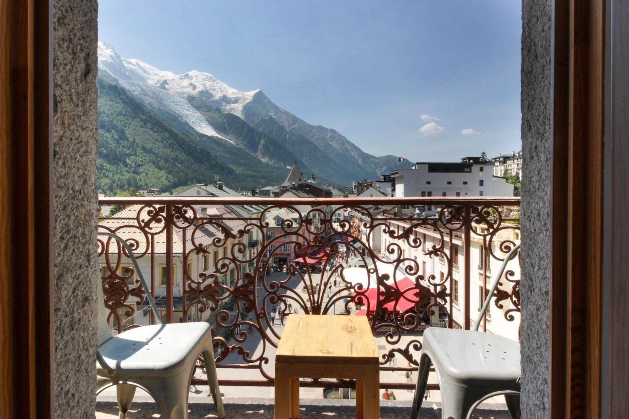Nook 42 - The Loft - 2br W/ Balcony Views * Chamonix
