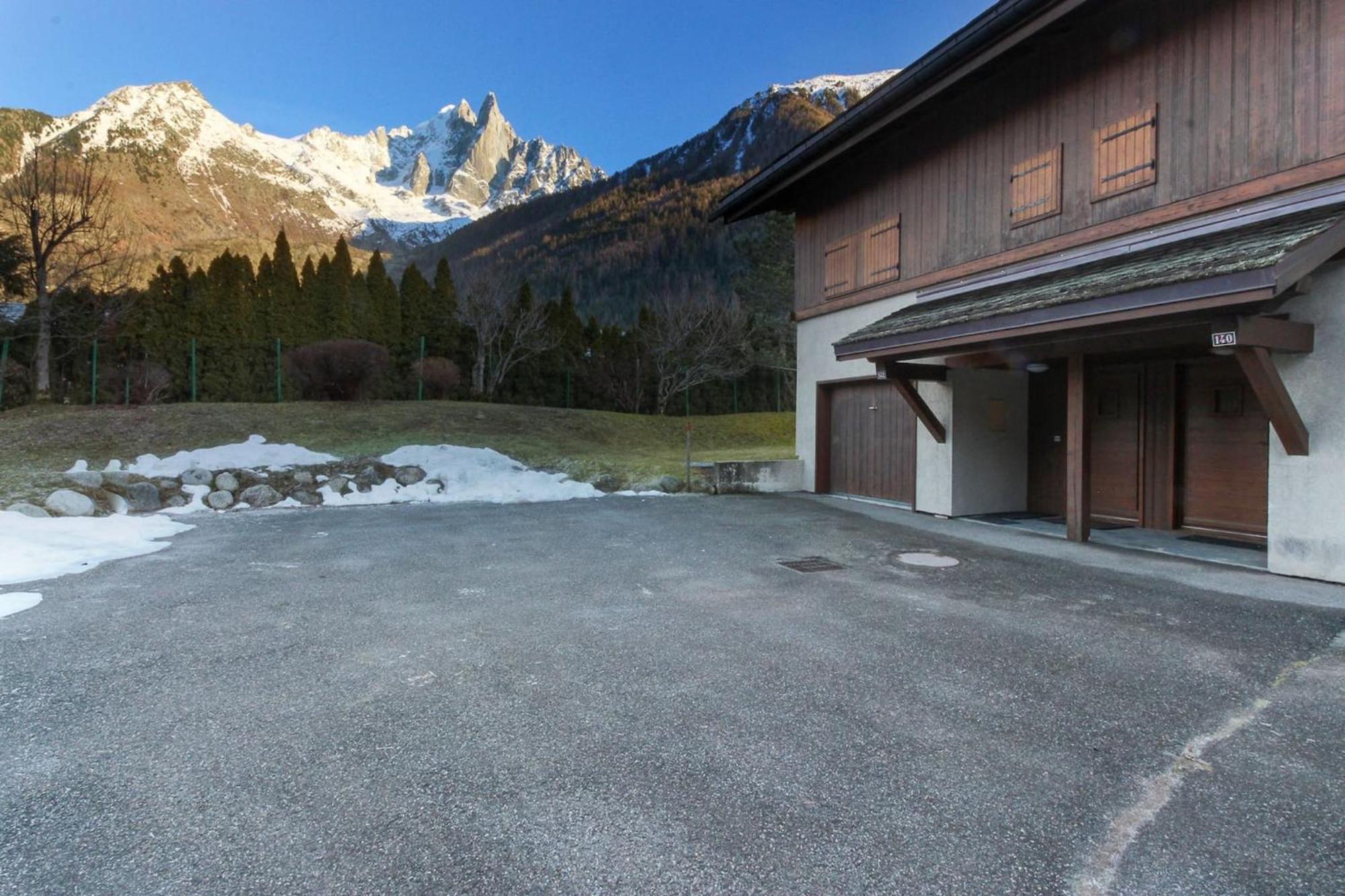 Ancelles - Les Praz - Golf - Vue Mont-blanc - Randonnees Chalet Chamonix