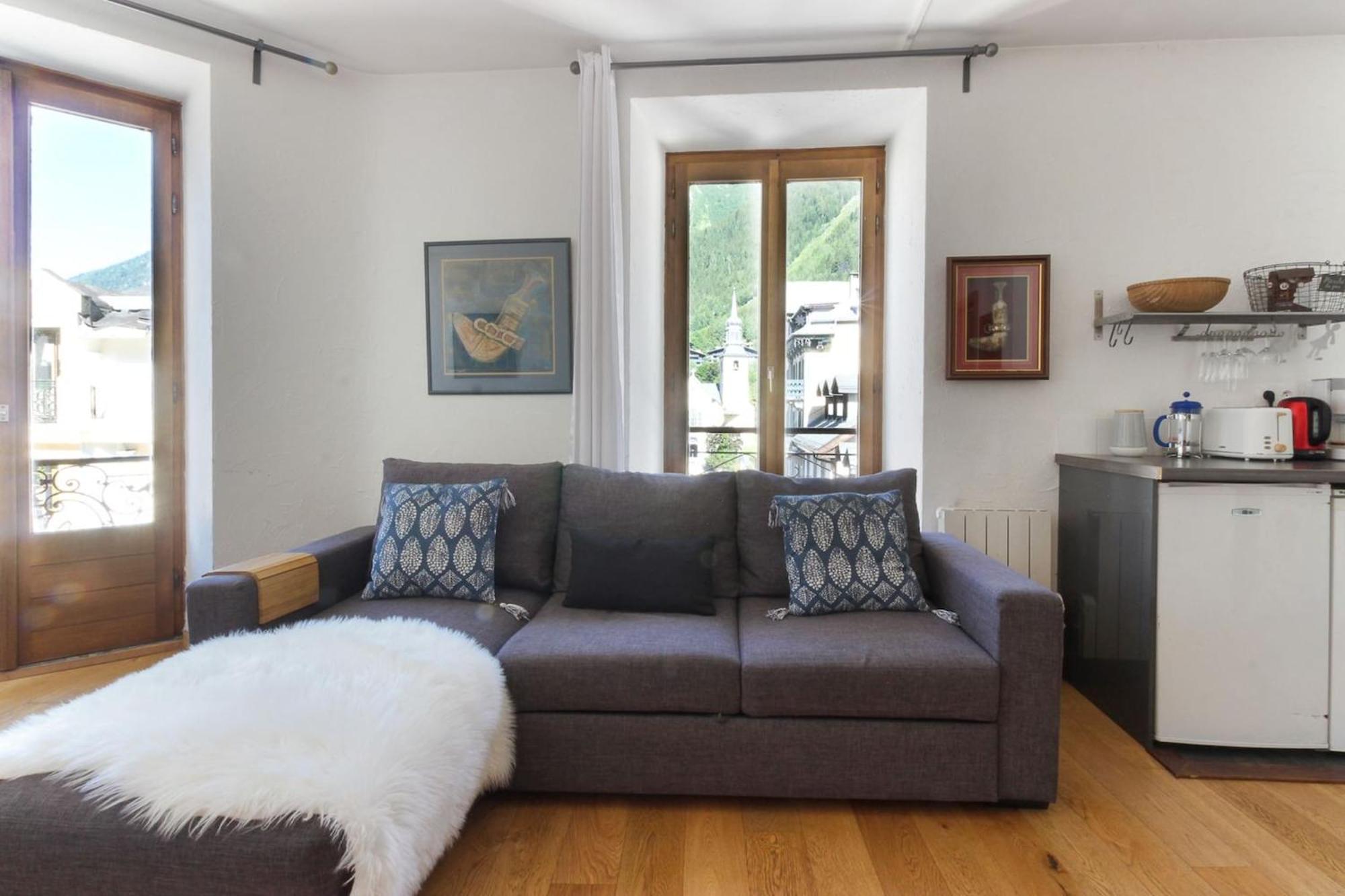 Nook 43 The Corner 3 Bedroom Apartment *