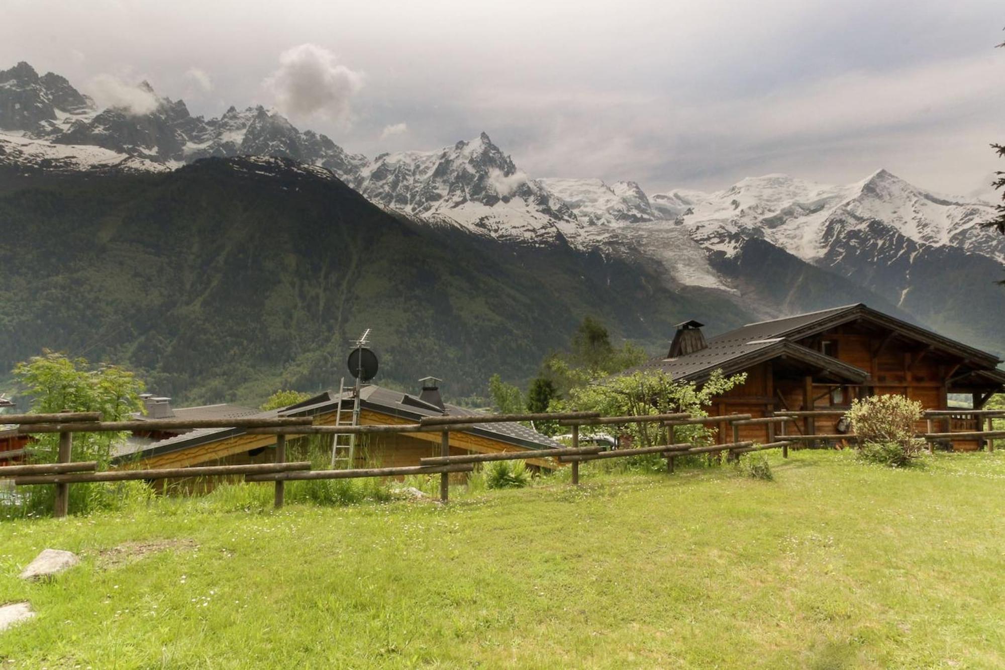 Le Cretet 2 - Views Of The Mont-blanc Apartment *