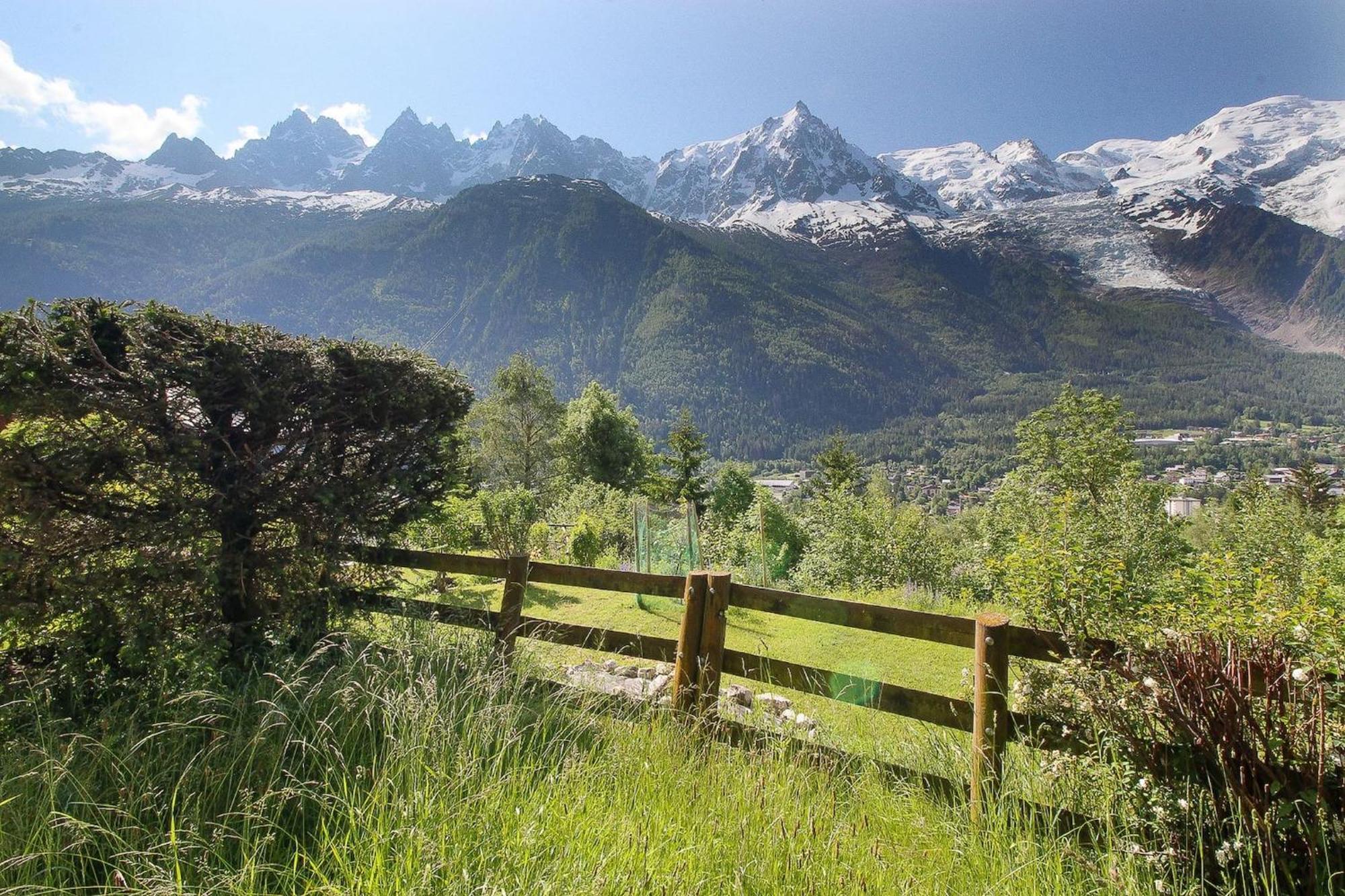 Le Cretet 2 - Views Of The Mont-blanc Chamonix