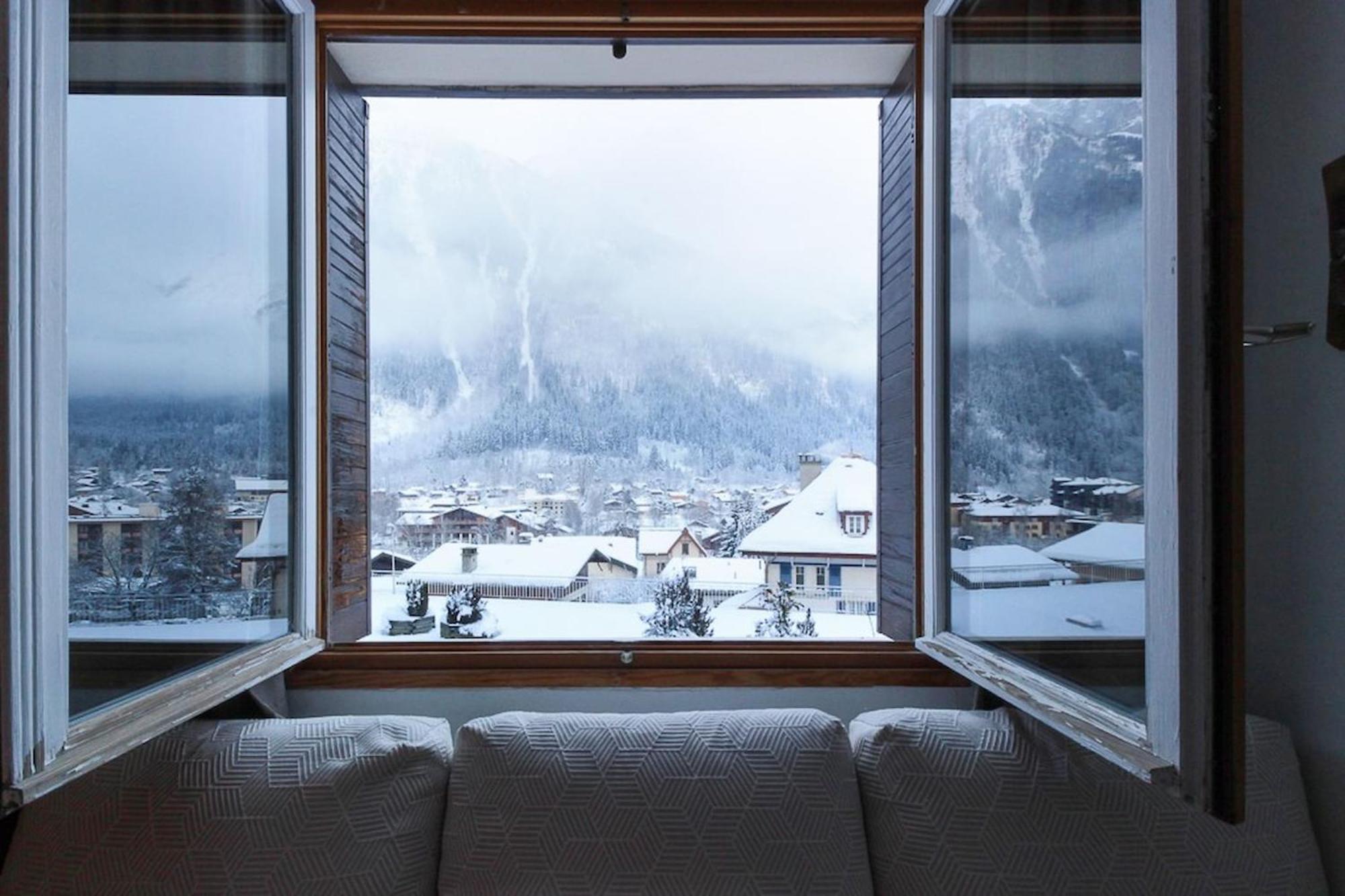 Champaign Powder Apartment
