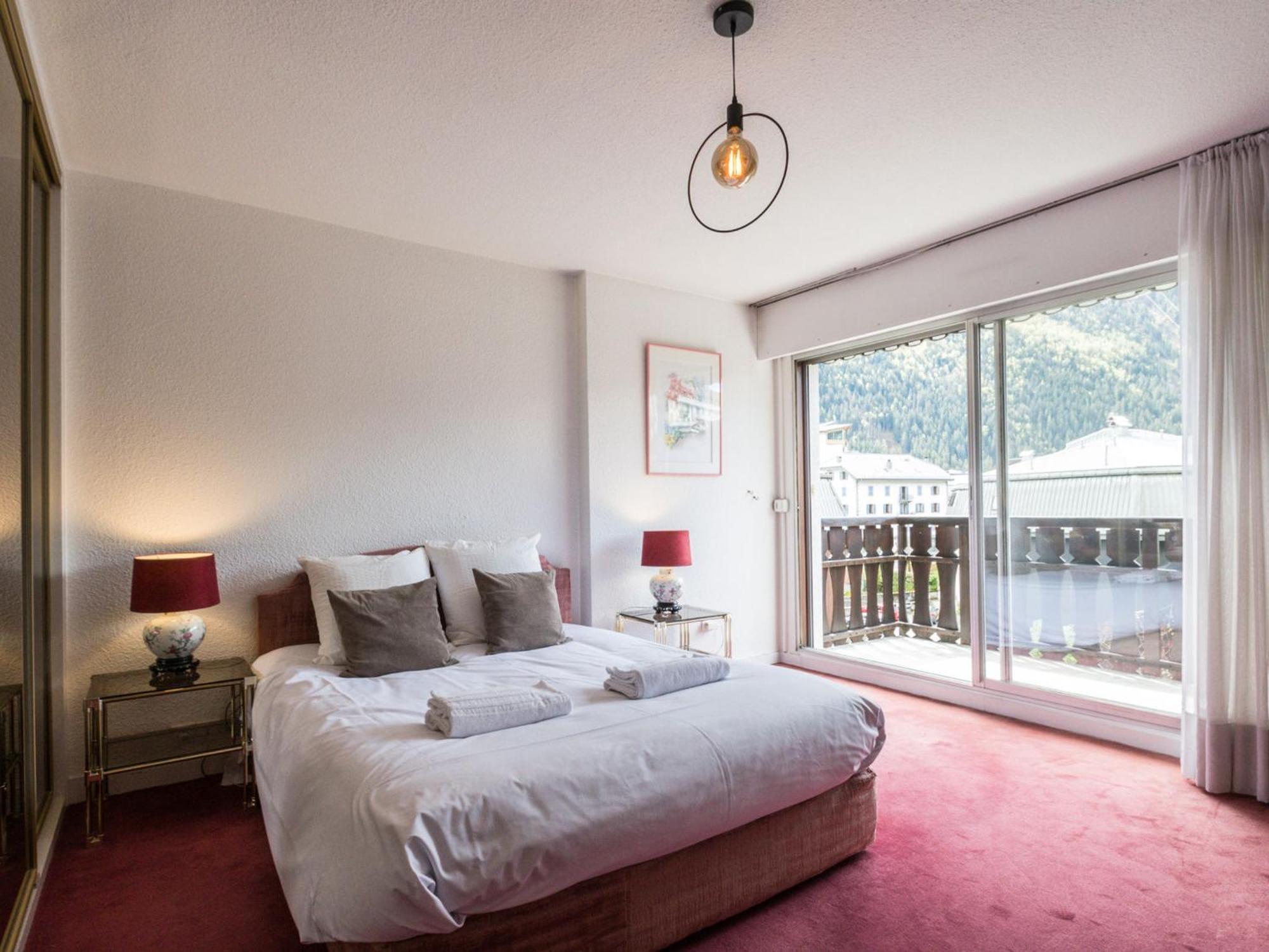Apartment Grand Avec Terrasse Face Au Mont-blanc, Parking Et Wifi - Fr-1-343-173 *