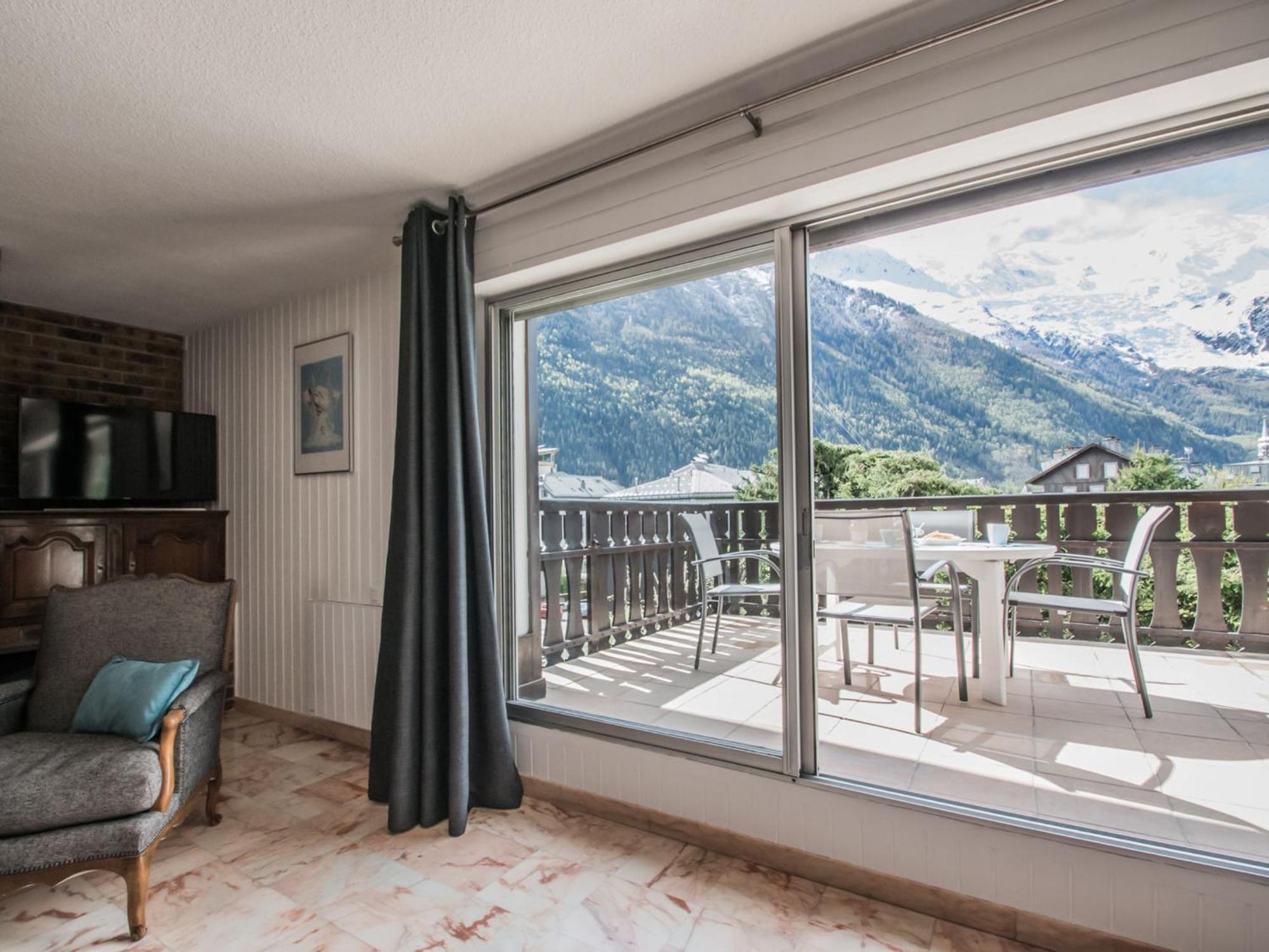 Grand Avec Terrasse Face Au Mont-blanc, Parking Et Wifi - Fr-1-343-173 *