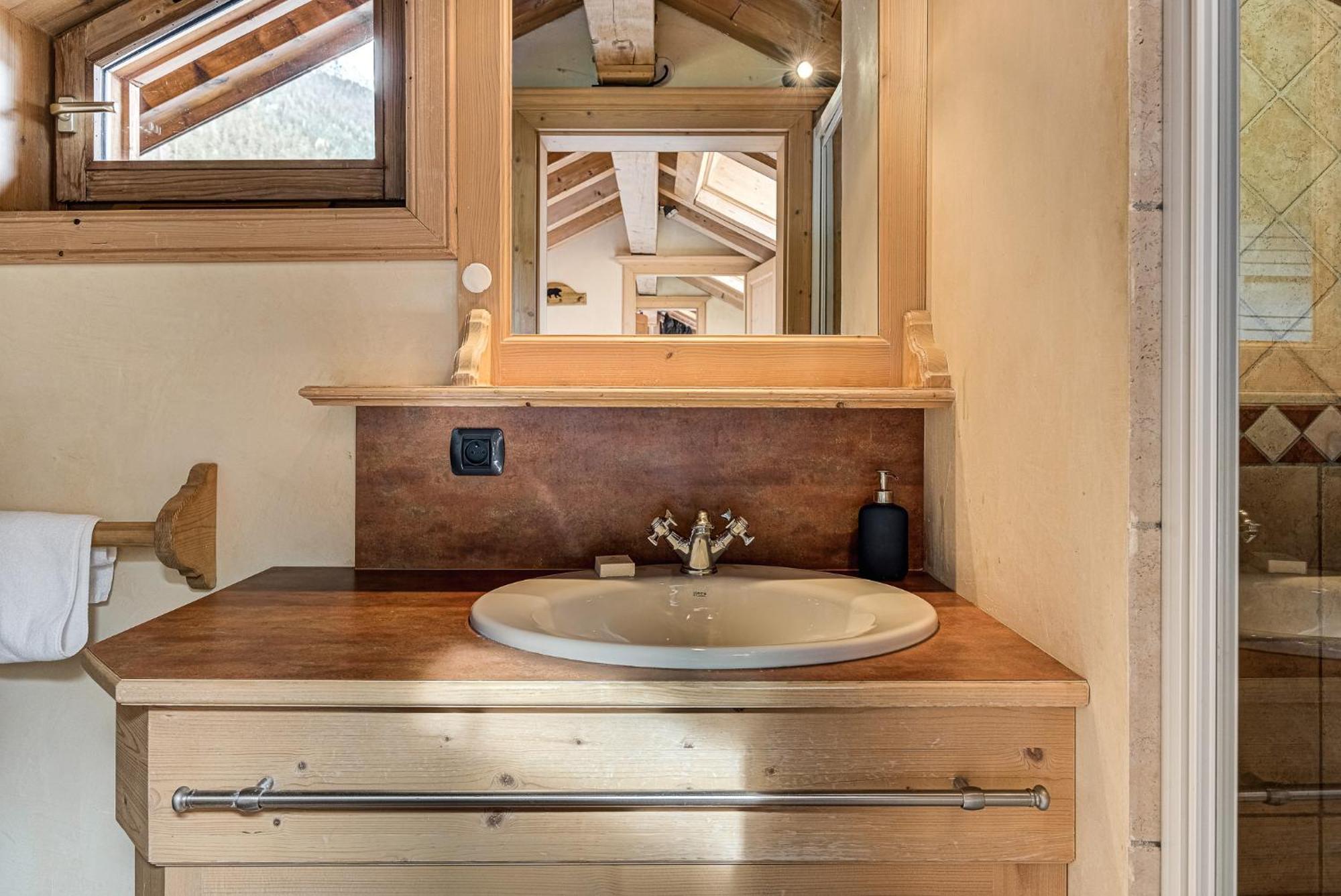 Longview - Alpes Travel - - Sleeps 8 *