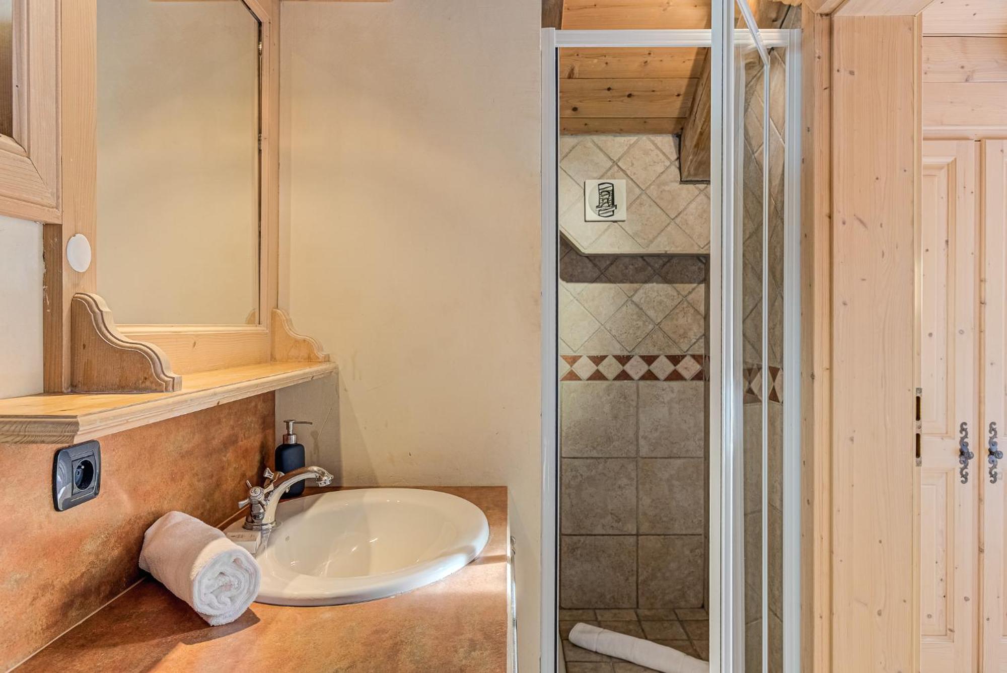 Longview - Alpes Travel - - Sleeps 8 *