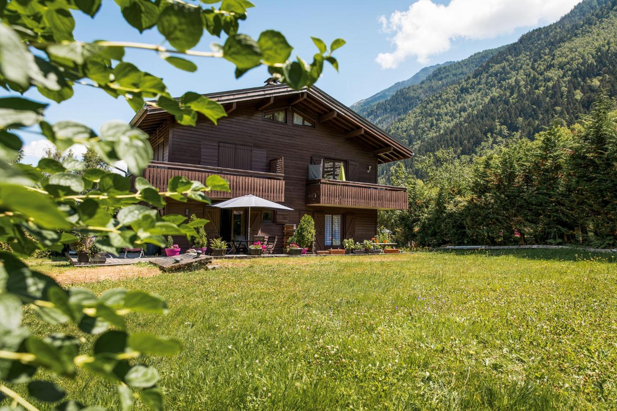 Apartment Cry - Alpes Travel -