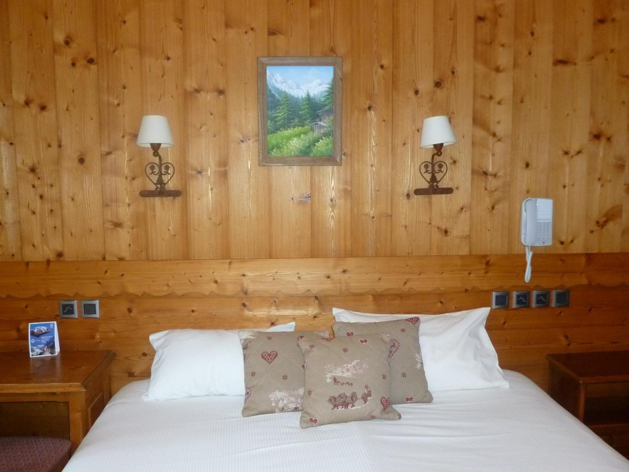 Aiguille Du Midi - & Restaurant Hotel