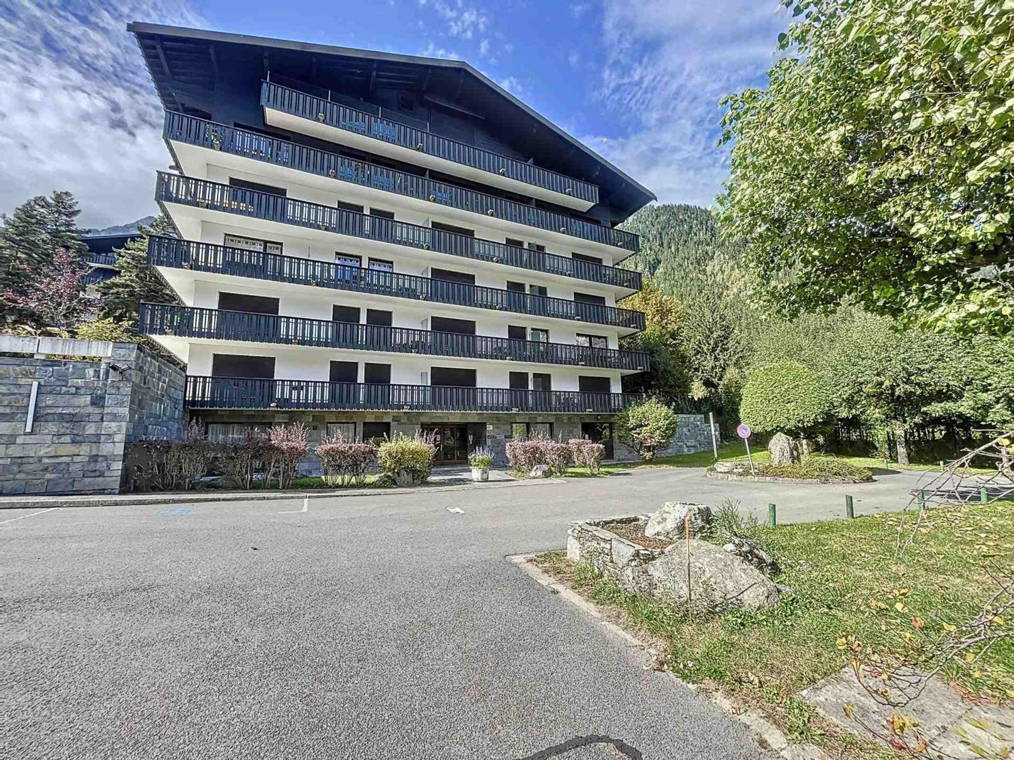T2 45m² 2/4 Pesonnes Centre - Fr-1-507-27 *