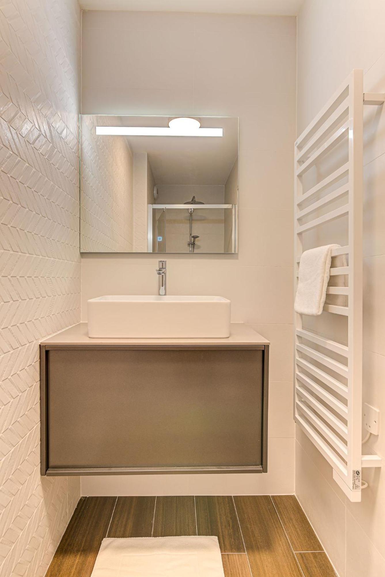 White Pearl A13 - Alpes Travel - Apartment