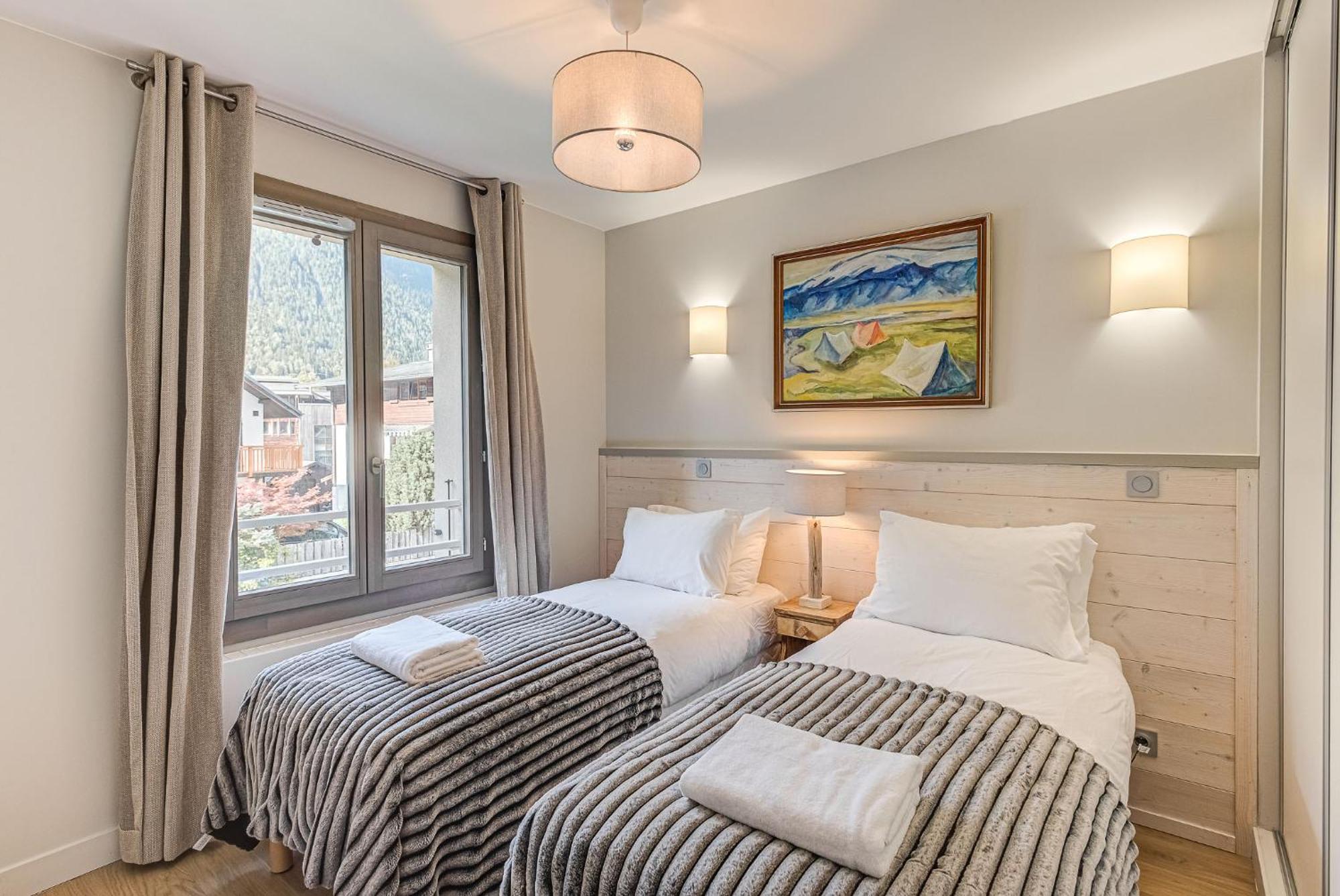 White Pearl A13 - Alpes Travel - *