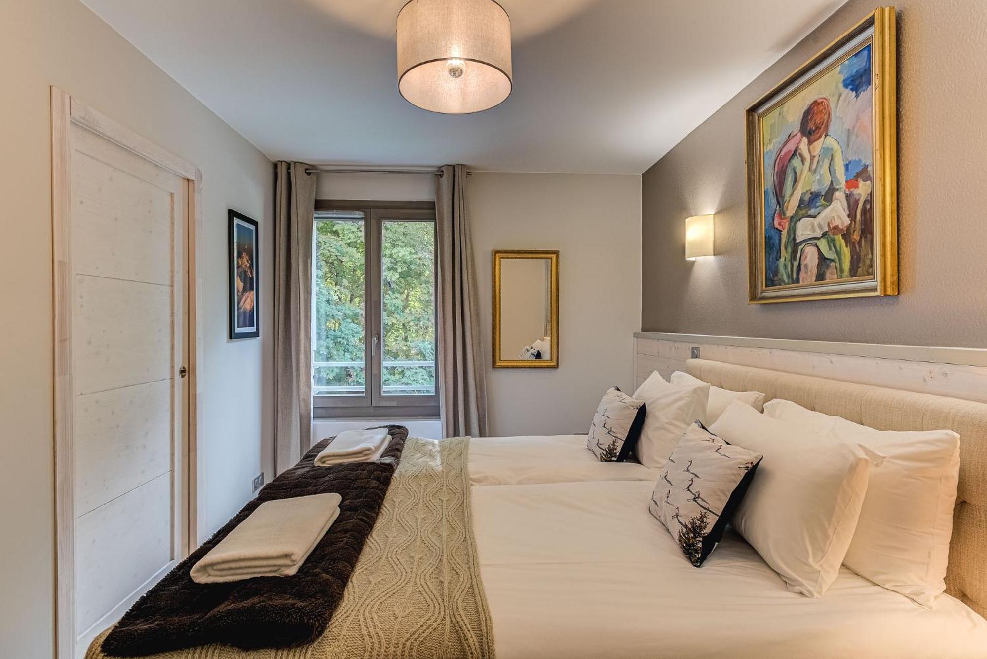 White Pearl A13 - Alpes Travel -