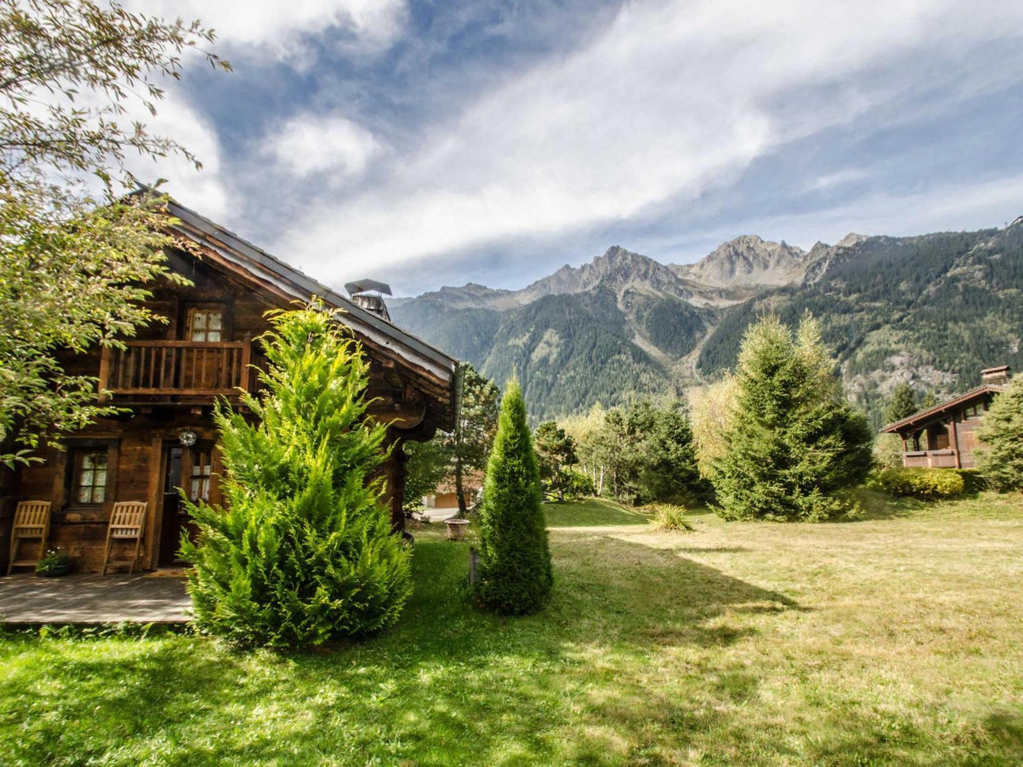 Chalet Mazot 2 Etoiles Avec Jardin, Parking Et Wifi - - Fr-1-343-215 *