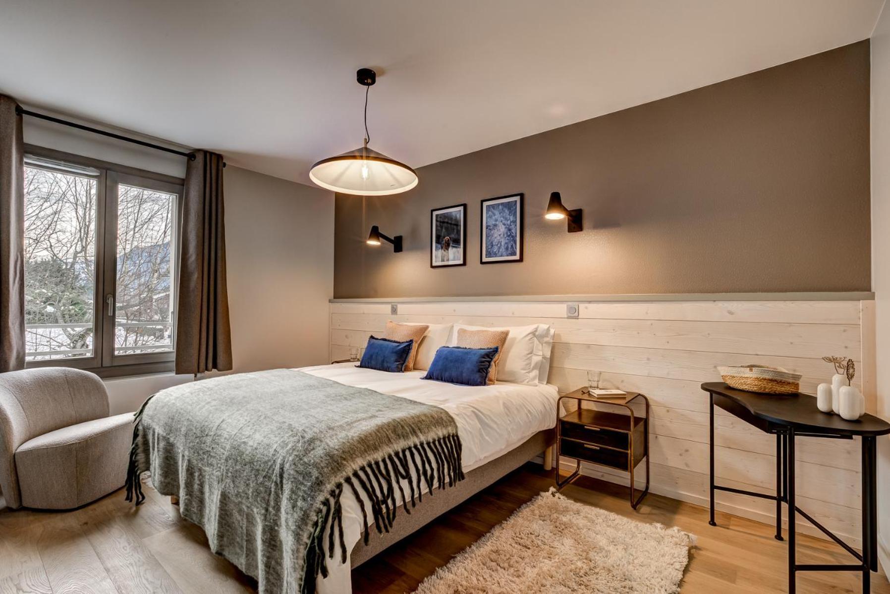 Apartment White Pearl *