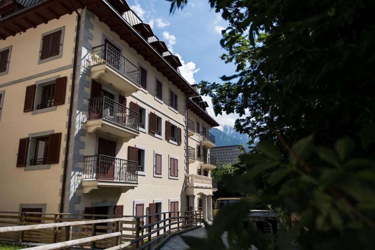 Les Alpes Apartment Chamonix