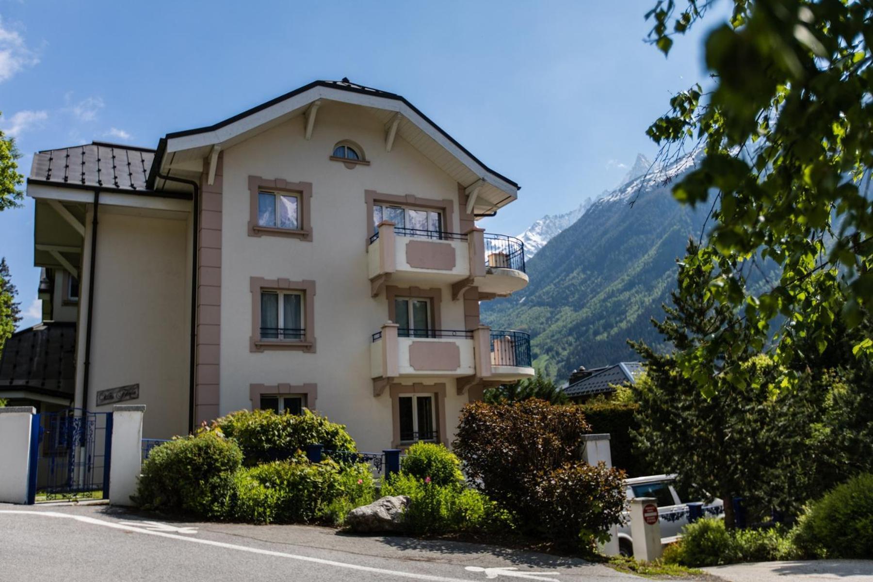 Floria Appartement *