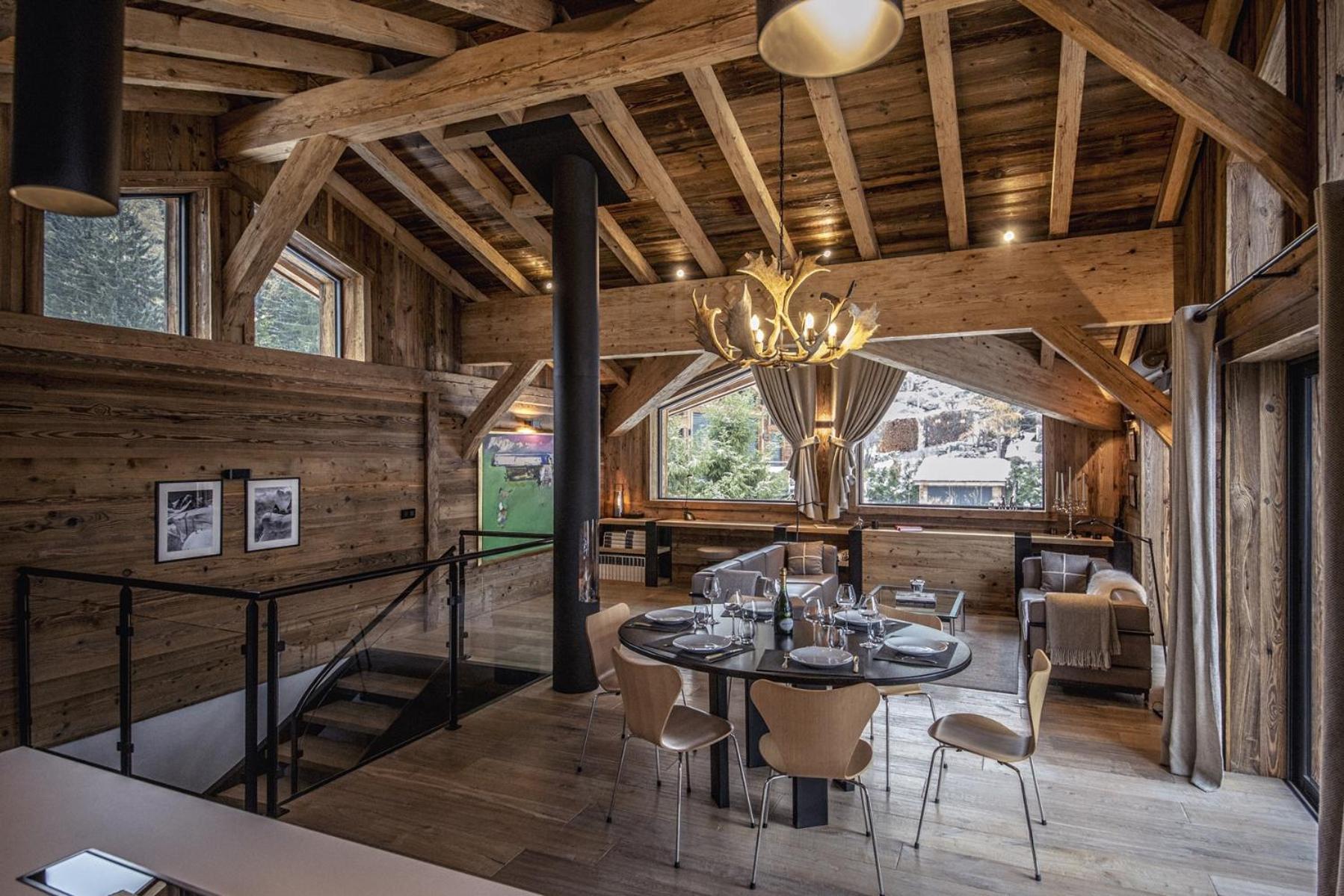 Chalet Black Wood Chalet Chamonix