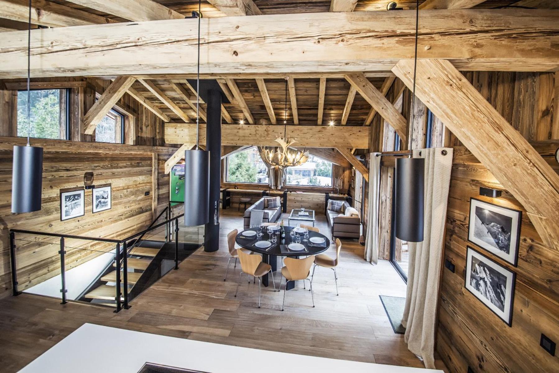 Chalet Chalet Black Wood