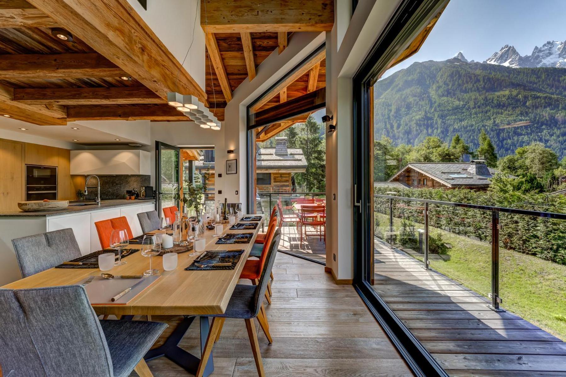 Chalet Red Fox *