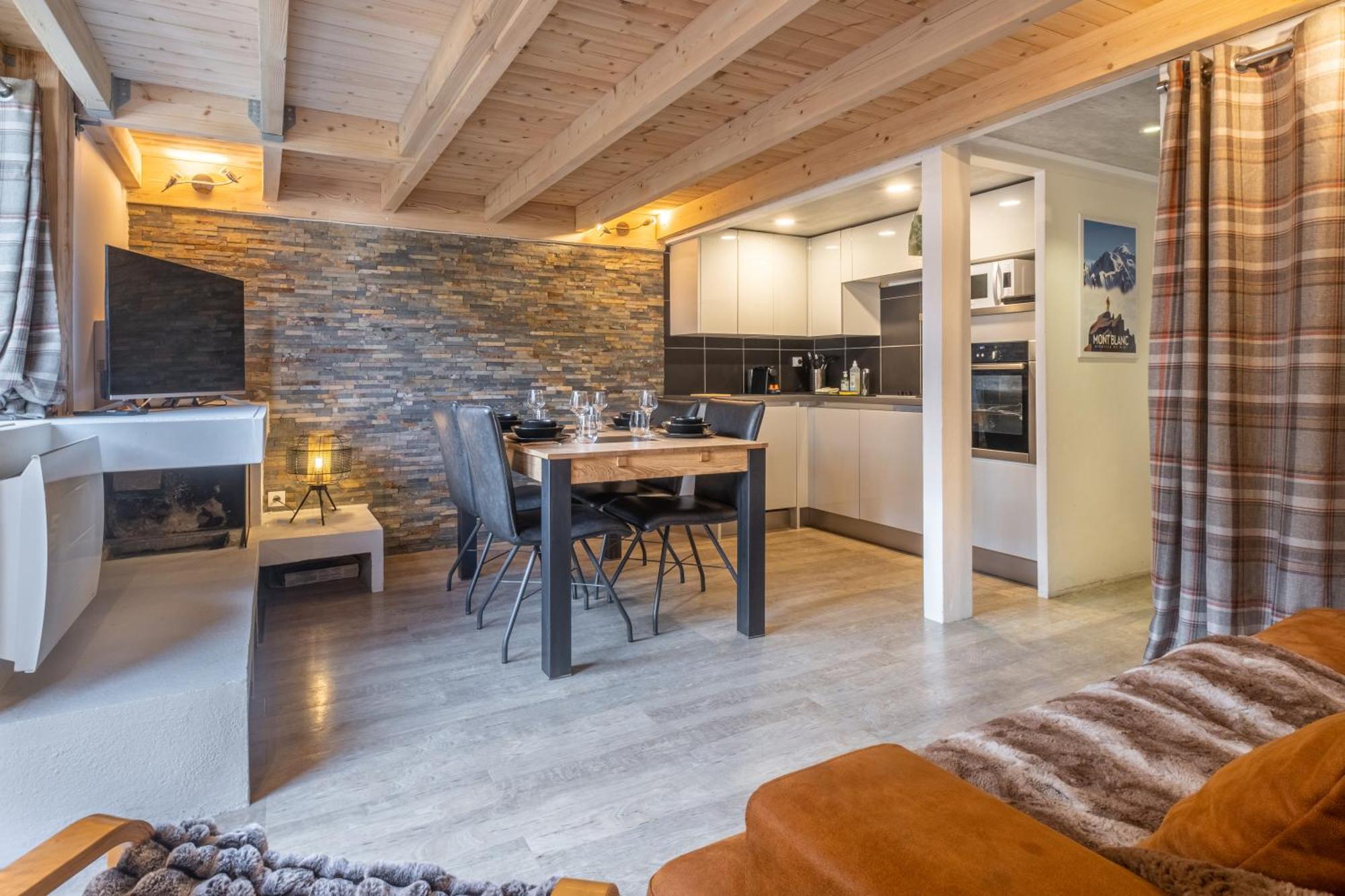 Grand Roc A - 3 Bedrooms Next To Skilift - By Cozee Apartment Chamonix