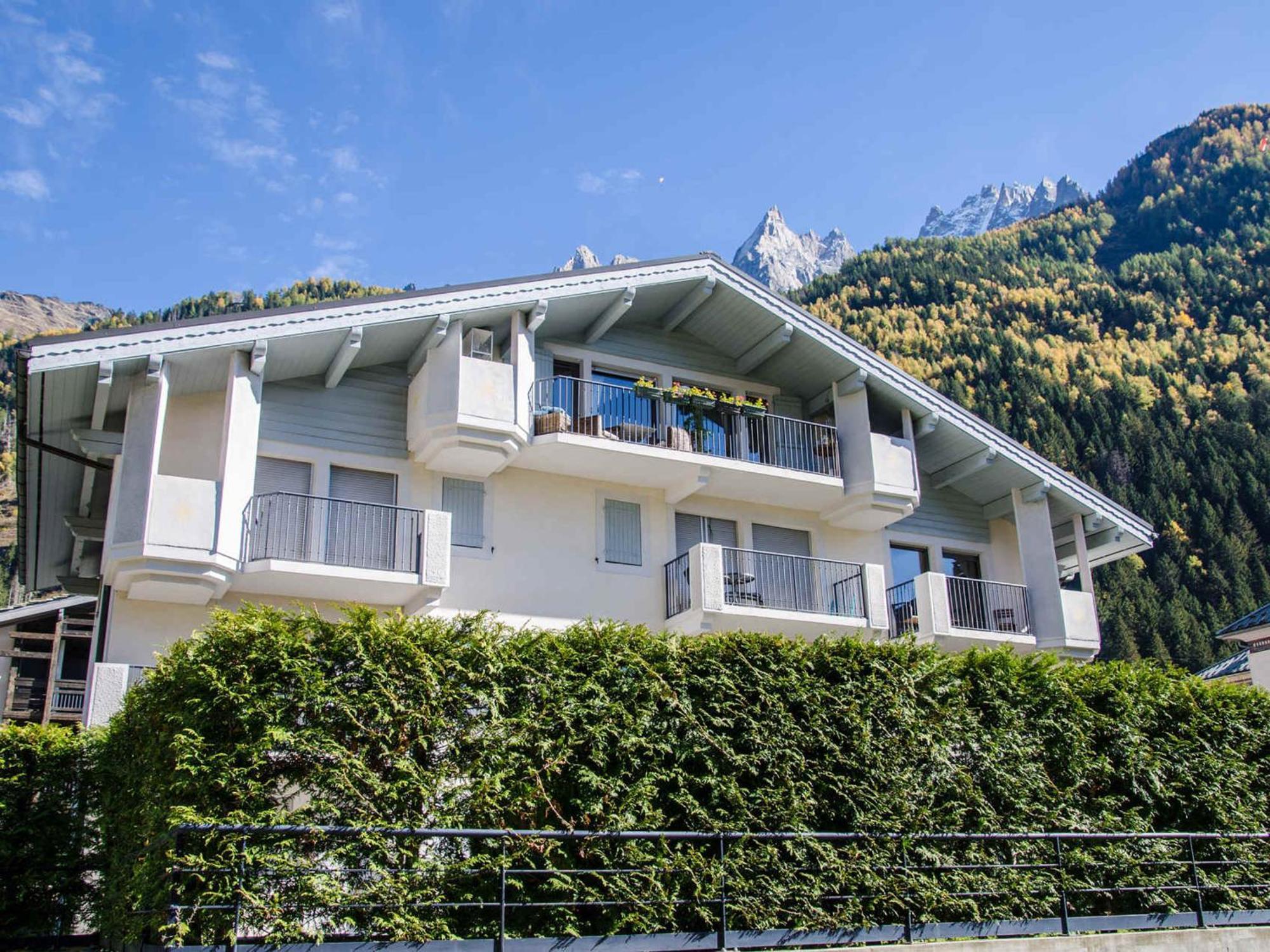 Apartment Calme A Chamonix, Proche Centre-ville Avec Balcons, Parking Et Wi-fi - Fr-1-343-212 *