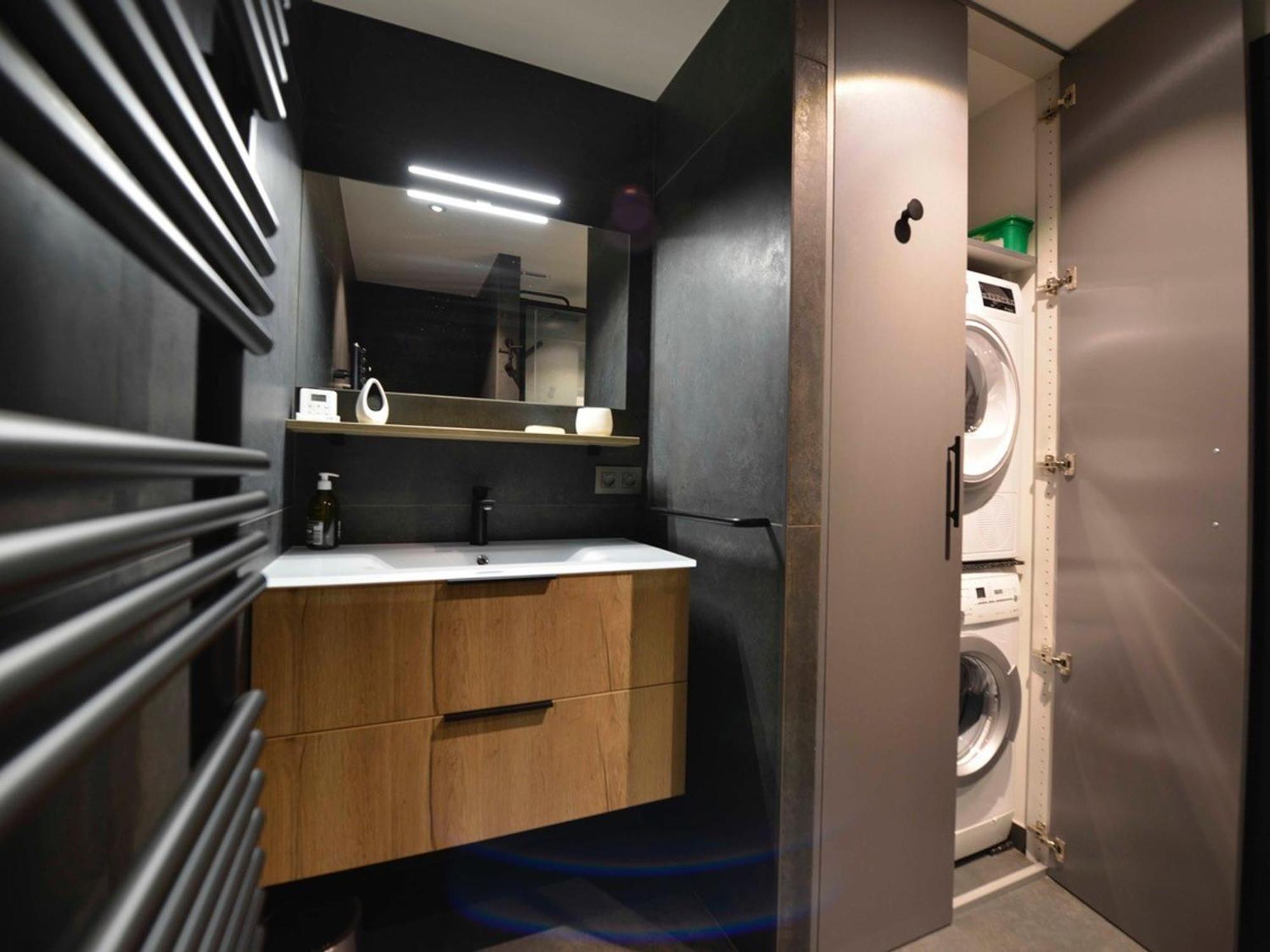 T4 Renove Avec Vue Mont-blanc, 4 Etoiles, Proche Centre, Parking - Fr-1-507-62 Apartment