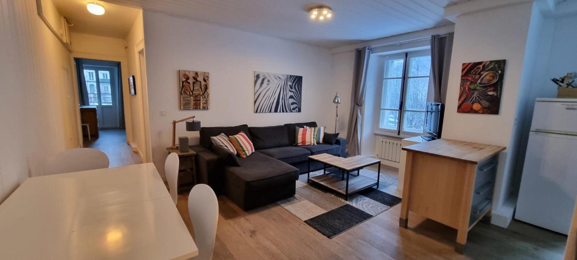 Charming Family Nest In The Heart Of *