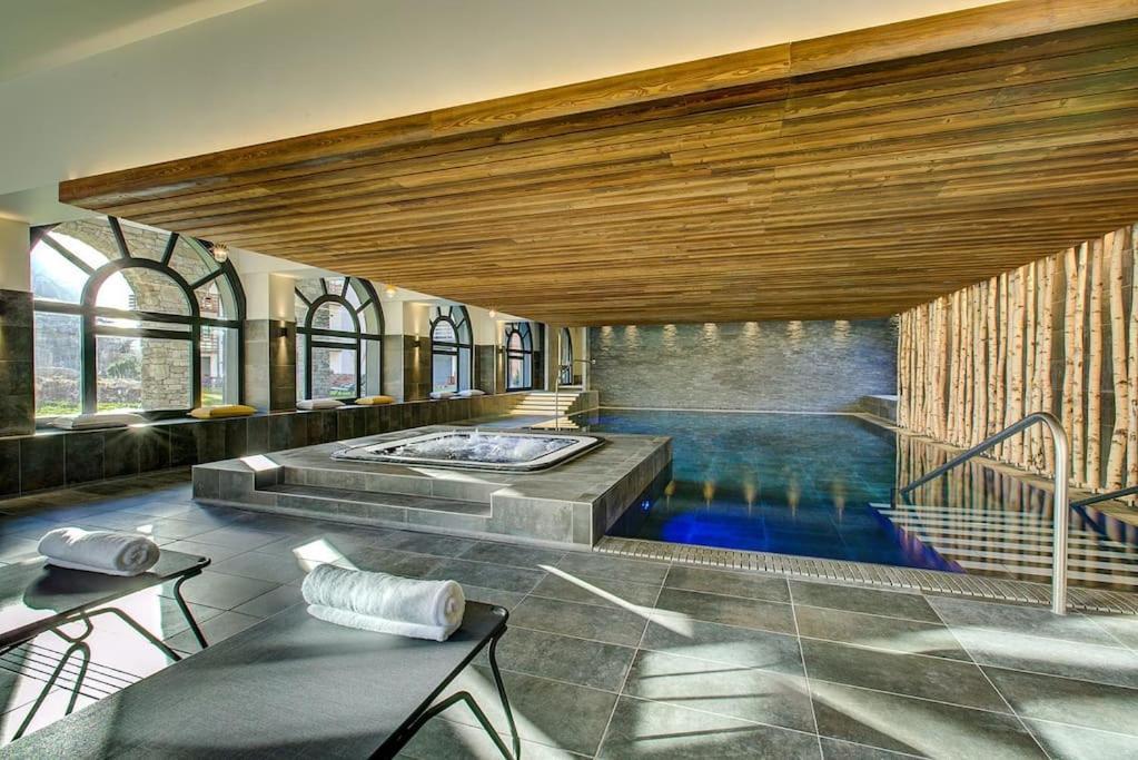 Apartment La Belle Cordee Lujo Y Piscina Chamonix