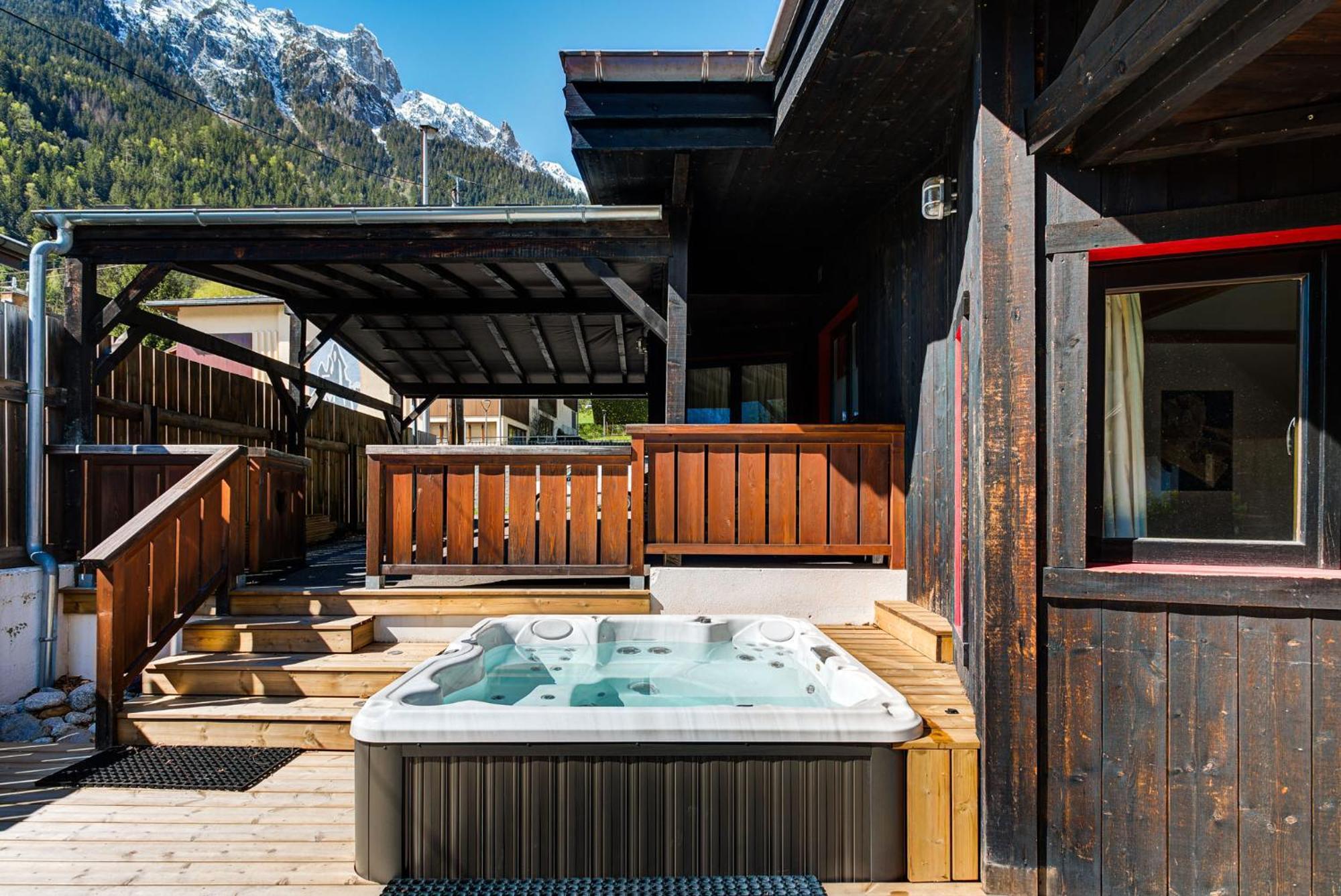 Chalet Alpins Alpes Travel Mont Blanc Views Sleeps 6-8