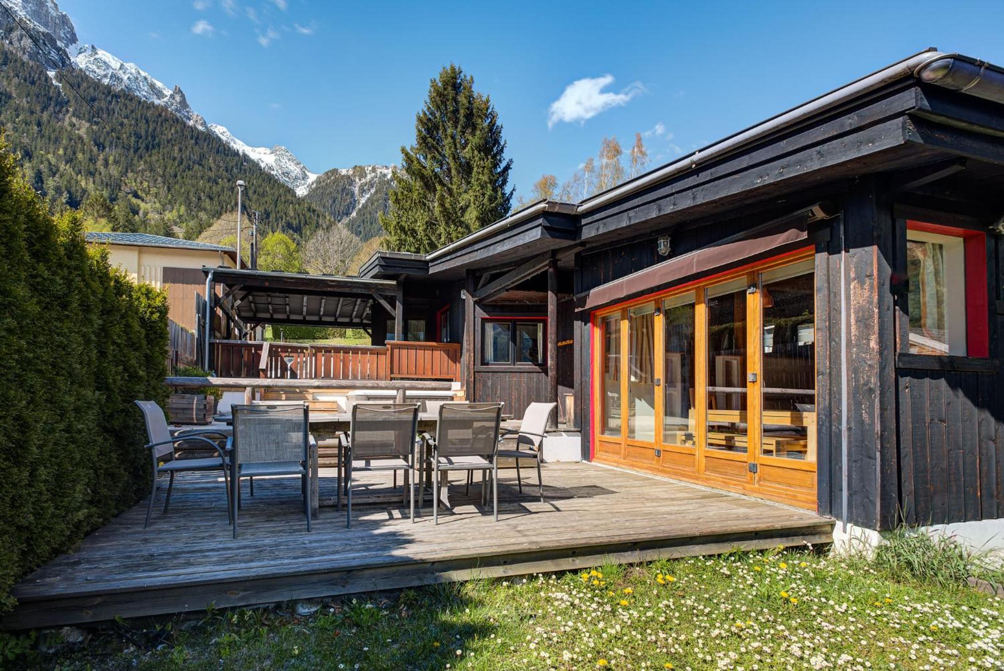 Chalet Chalet Alpins Alpes Travel Mont Blanc Views Sleeps 6-8 Chamonix