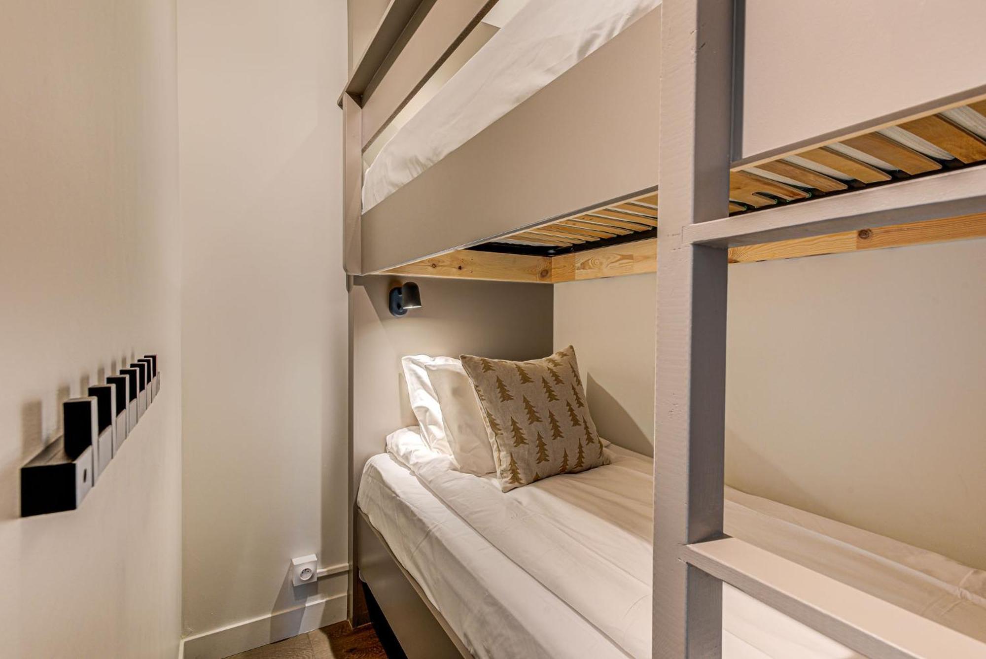 Apartment White Pearl A15 - Alpes Travel - - Sleeps 4 *