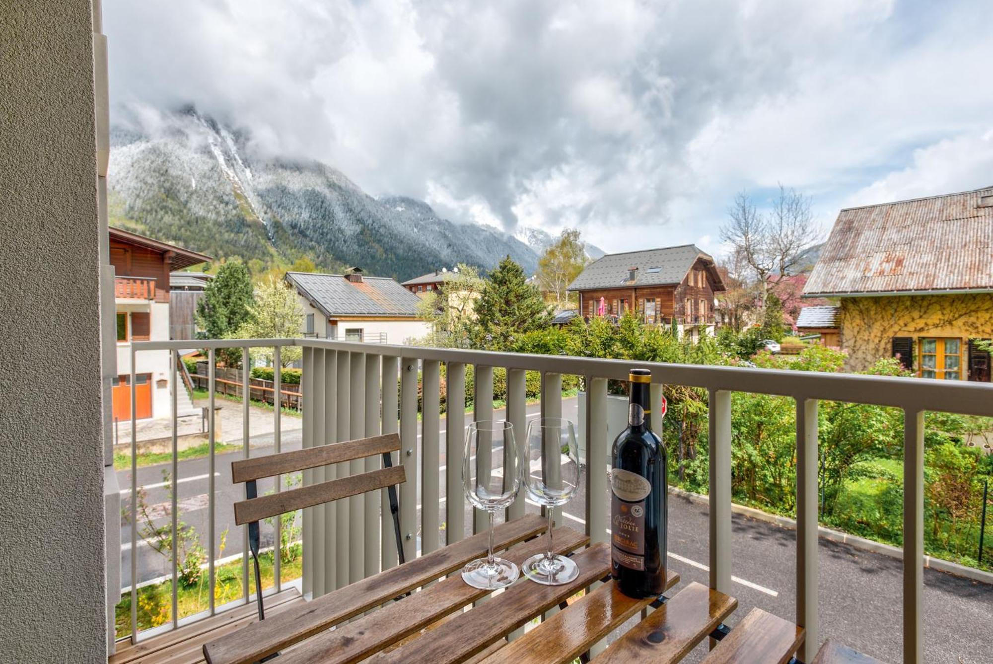 White Pearl A15 - Alpes Travel - - Sleeps 4