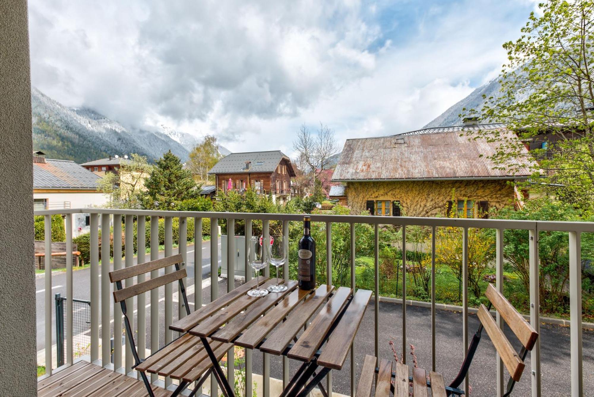 White Pearl A15 - Alpes Travel - - Sleeps 4 Chamonix