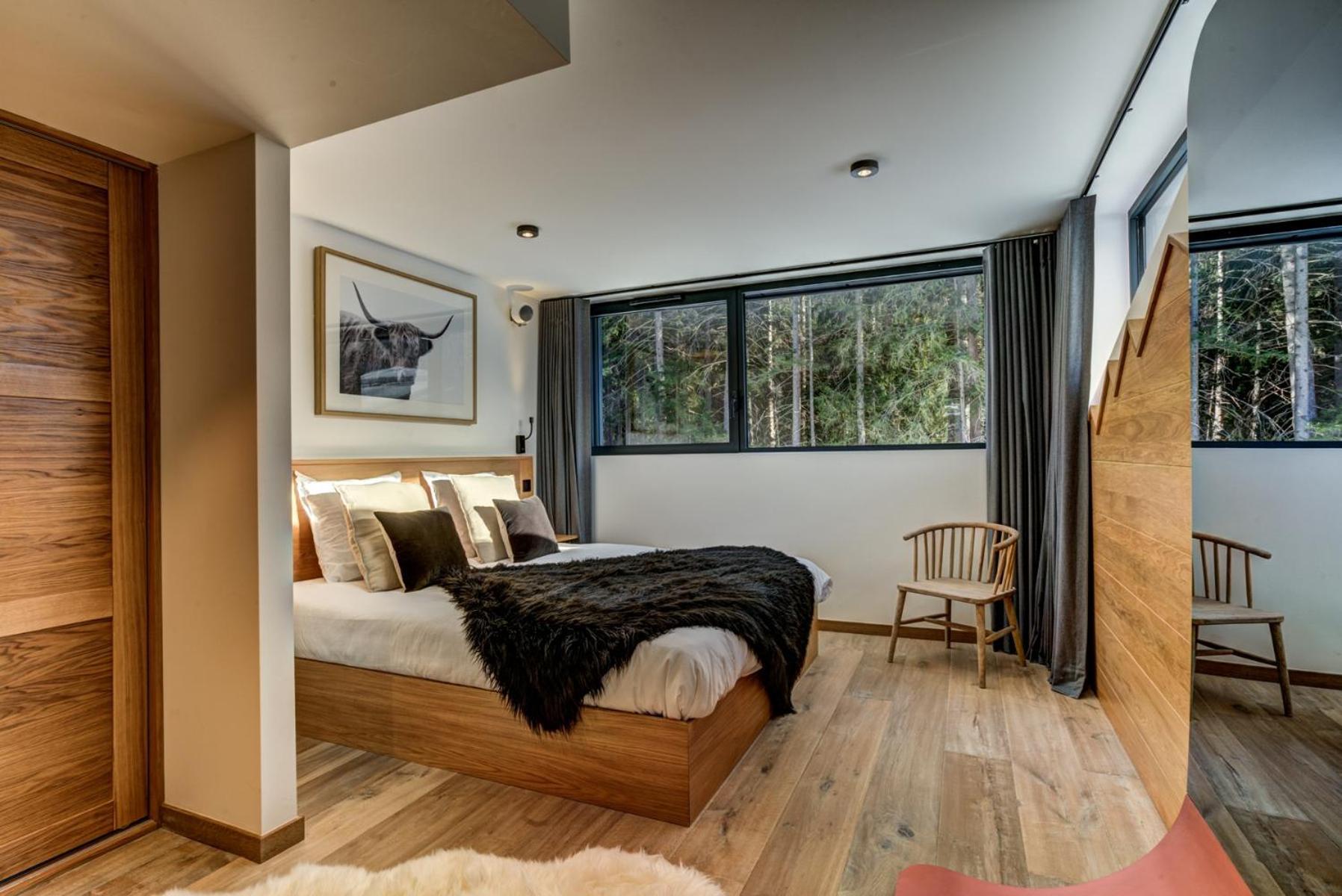 Chalet Black Pearl *