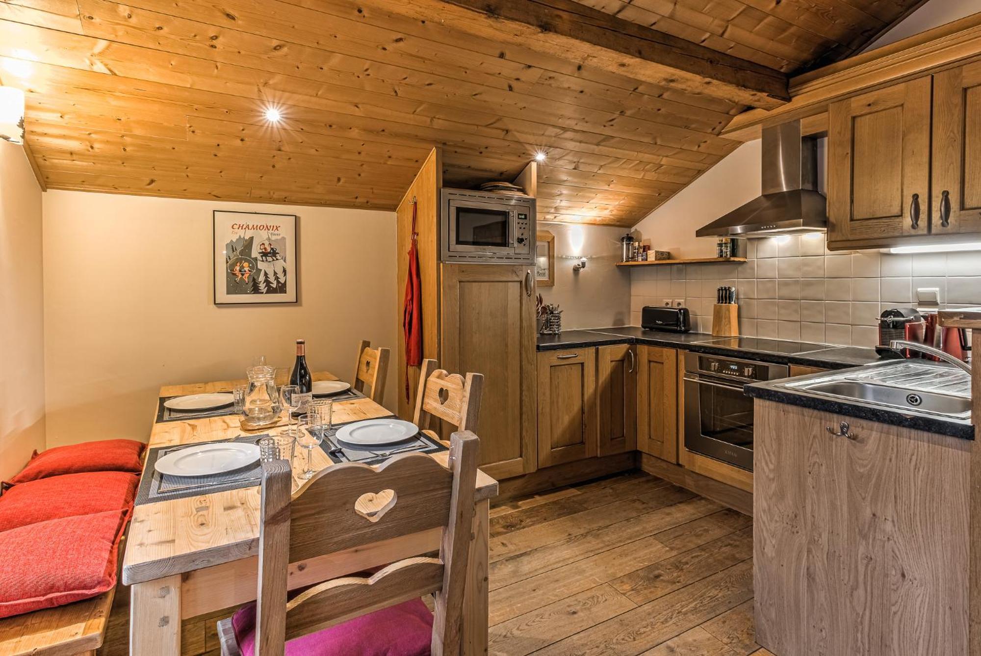 La Tramousse - - Alpes Travel - Centre - Sleeps 6 Apartment *