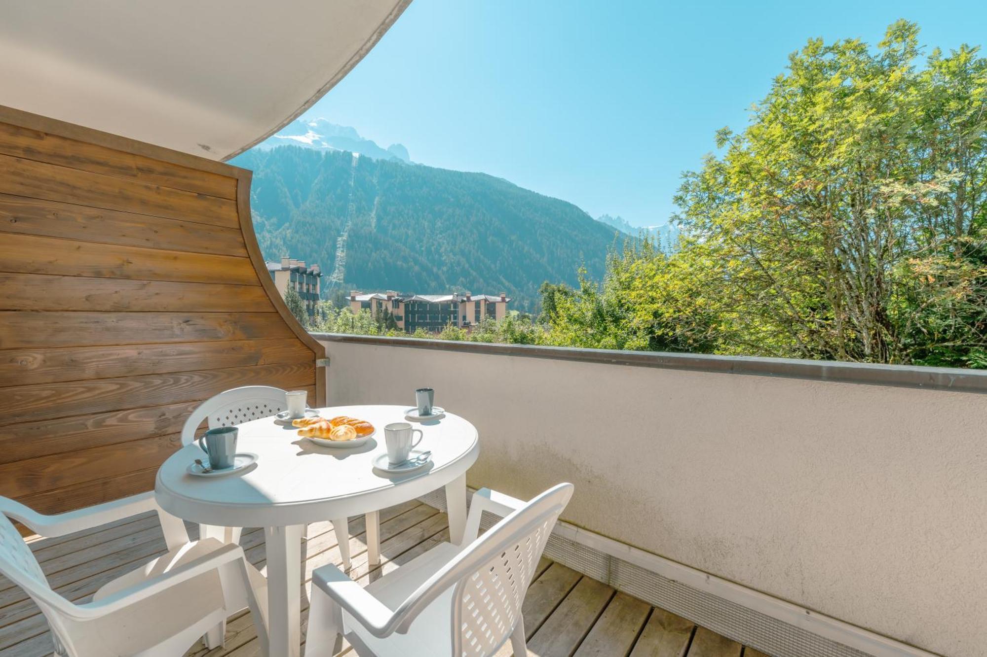 Le Cristal - Mont Blanc 6 - Happy *