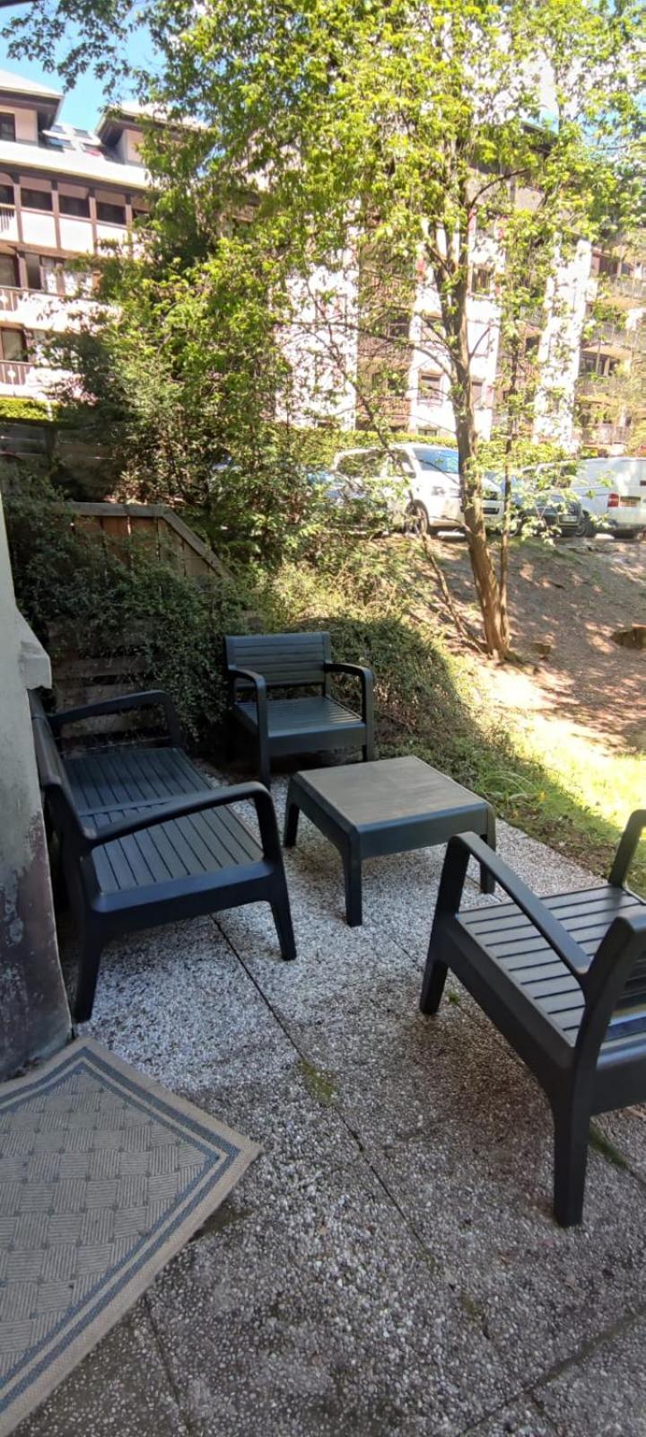 Le Chamois Blanc Chamonix, Parking Apartment Chamonix