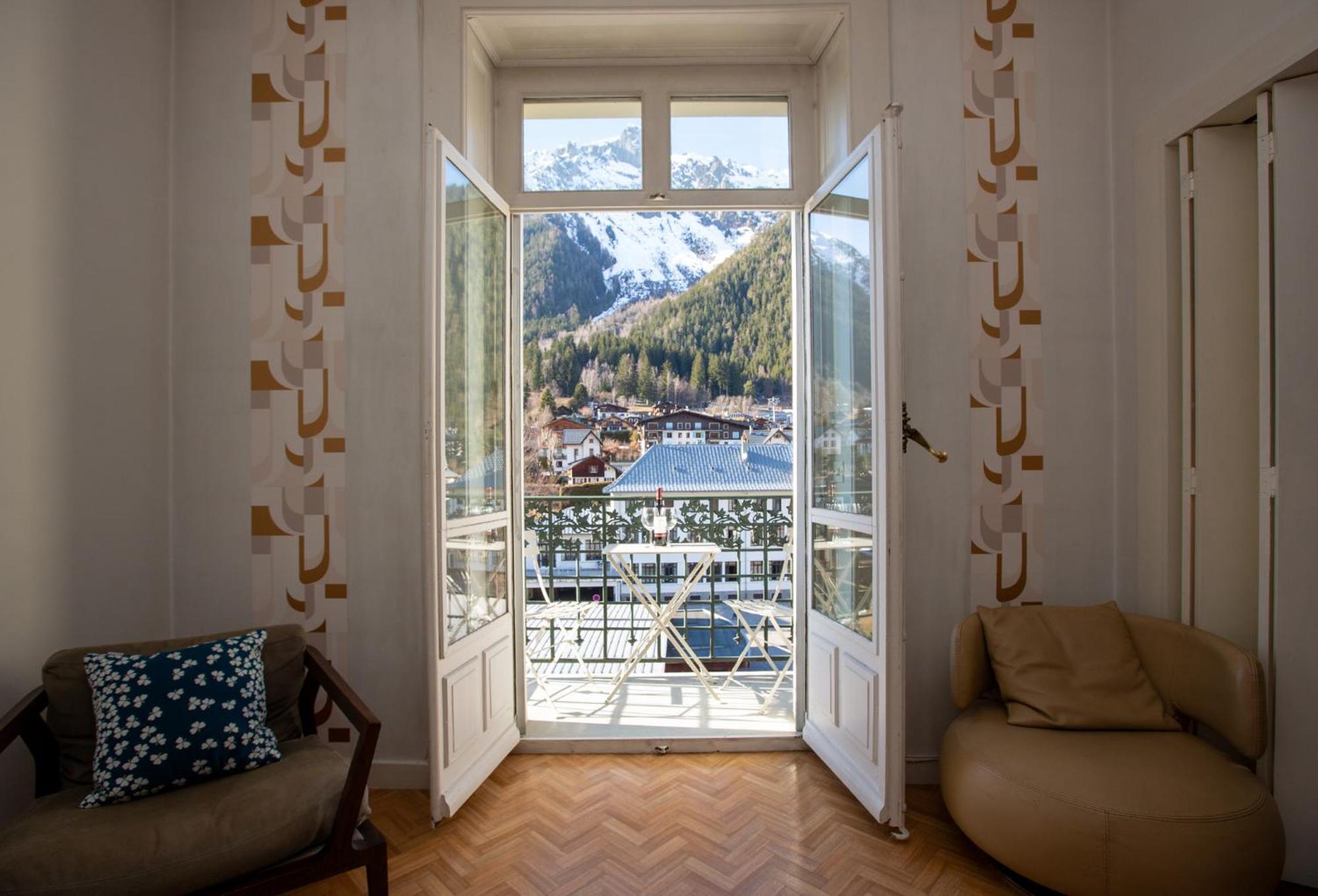 Apartment Majestic T2 Calme, Spacieux, Central, Avec Parking