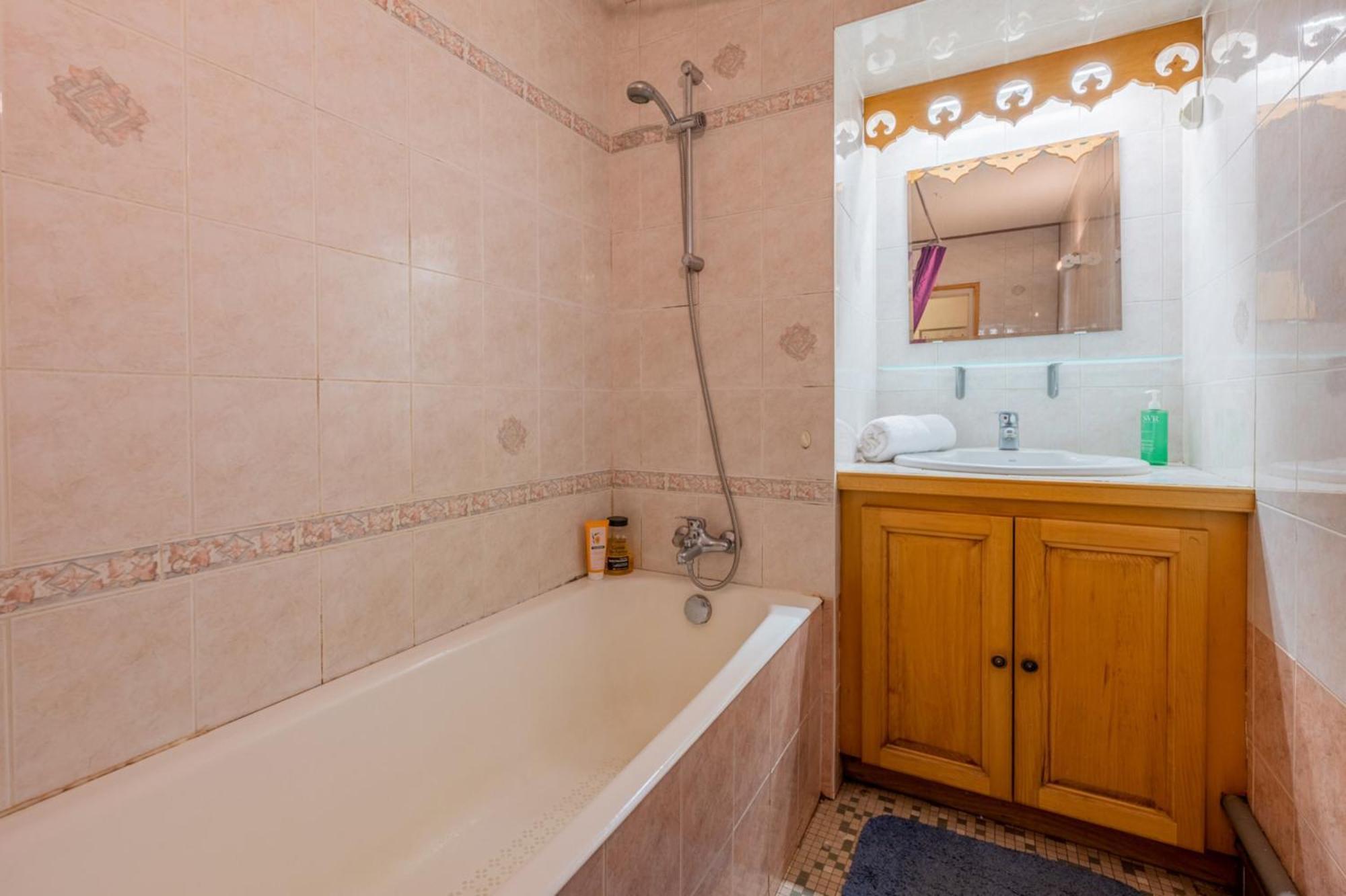 In The Centre Of With Views Of Mont Blanc Apartment *
