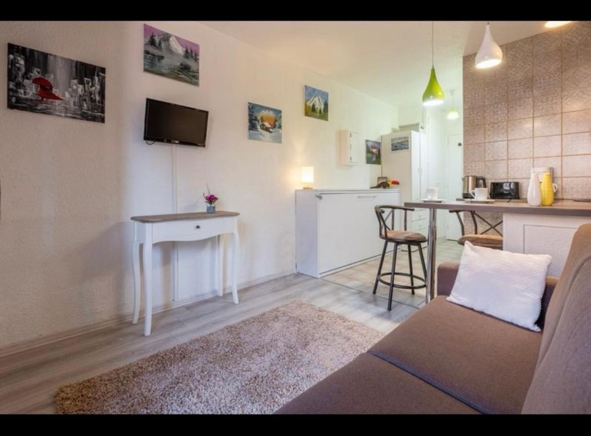 Art Apartment