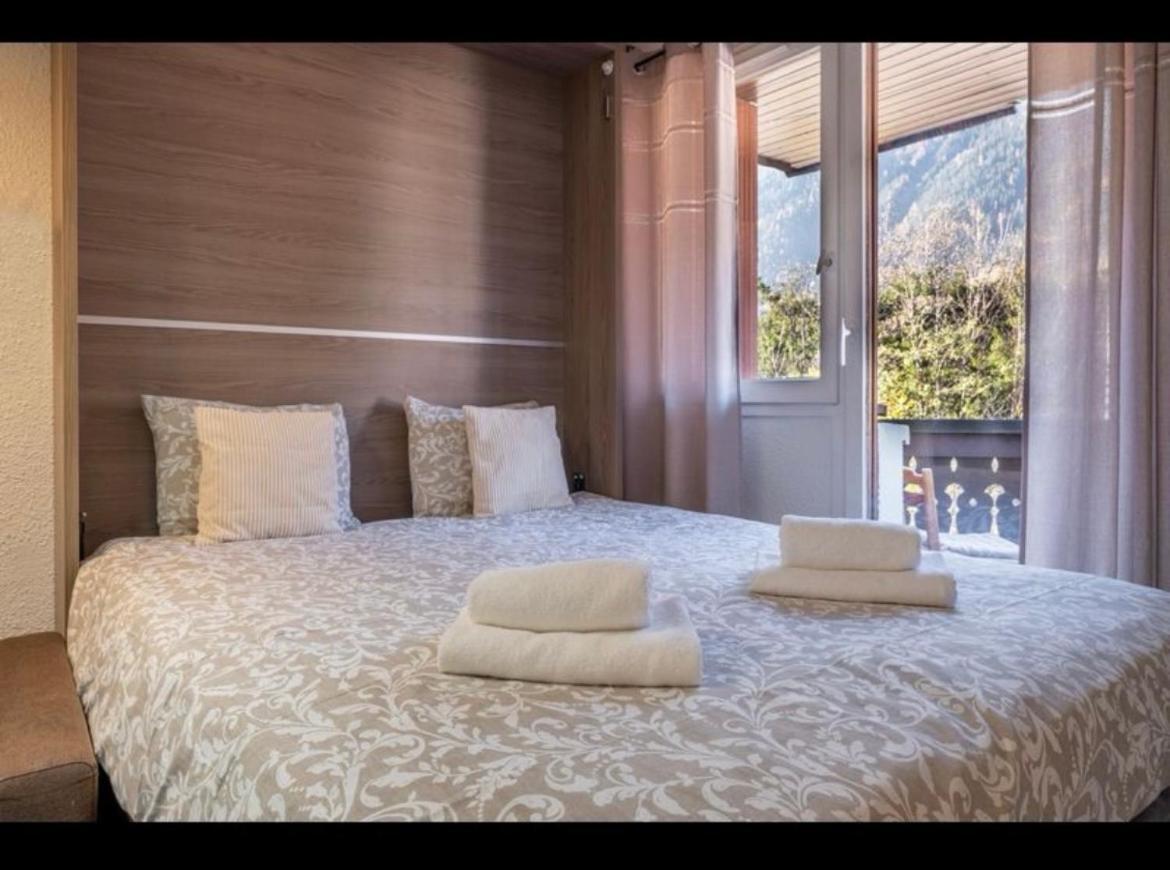 Art Apartment *